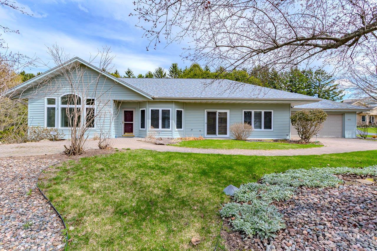 1012 EASTHILL PLACE, Wausau, Wisconsin 54403, 3 Bedrooms Bedrooms, ,2 BathroomsBathrooms,Residential,For Sale,1012 EASTHILL PLACE,22600016
