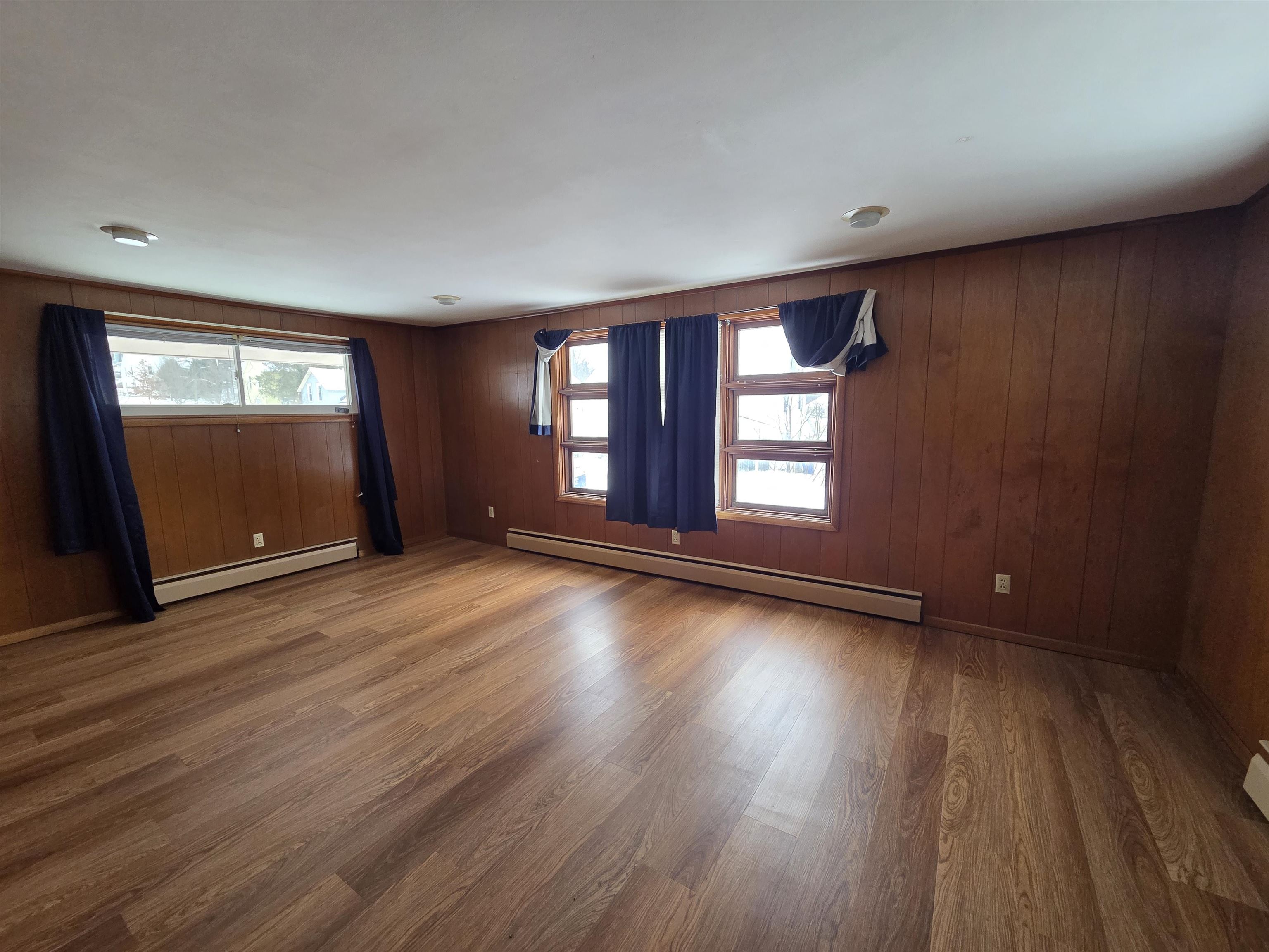 922 WASHINGTON STREET, Wausau, Wisconsin 54403, 1 Bedroom Bedrooms, ,1 BathroomBathrooms,Multi-family,For Sale,922 WASHINGTON STREET,22600047
