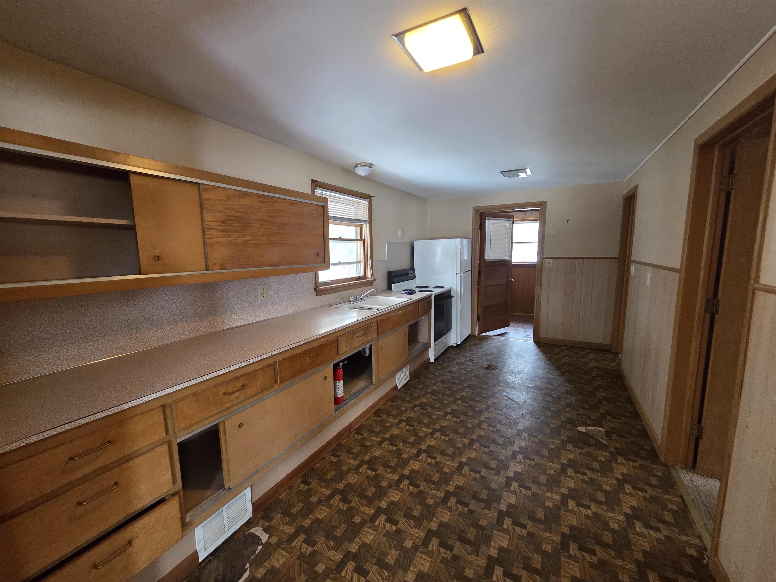 922 WASHINGTON STREET, Wausau, Wisconsin 54403, 1 Bedroom Bedrooms, ,1 BathroomBathrooms,Multi-family,For Sale,922 WASHINGTON STREET,22600047