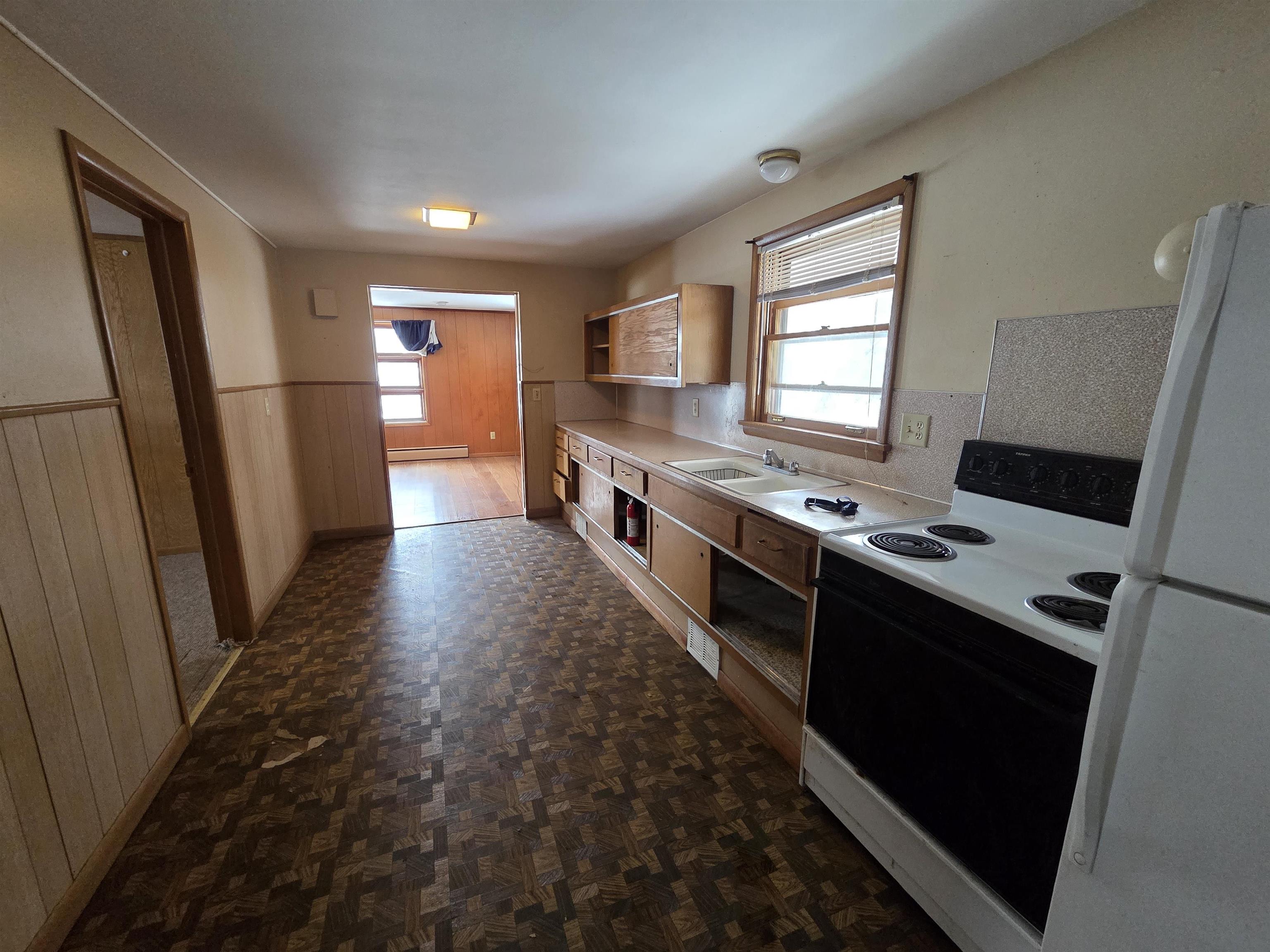 922 WASHINGTON STREET, Wausau, Wisconsin 54403, 1 Bedroom Bedrooms, ,1 BathroomBathrooms,Multi-family,For Sale,922 WASHINGTON STREET,22600047