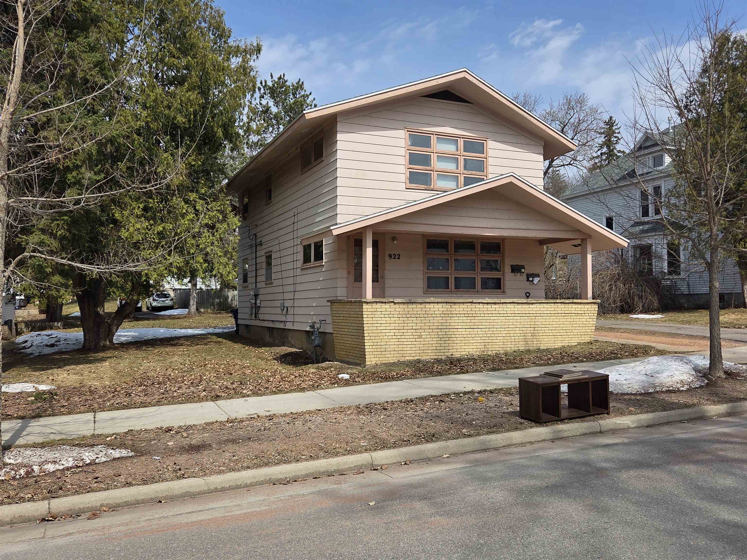 922 WASHINGTON STREET, Wausau, Wisconsin 54403, 1 Bedroom Bedrooms, ,1 BathroomBathrooms,Multi-family,For Sale,922 WASHINGTON STREET,22600047