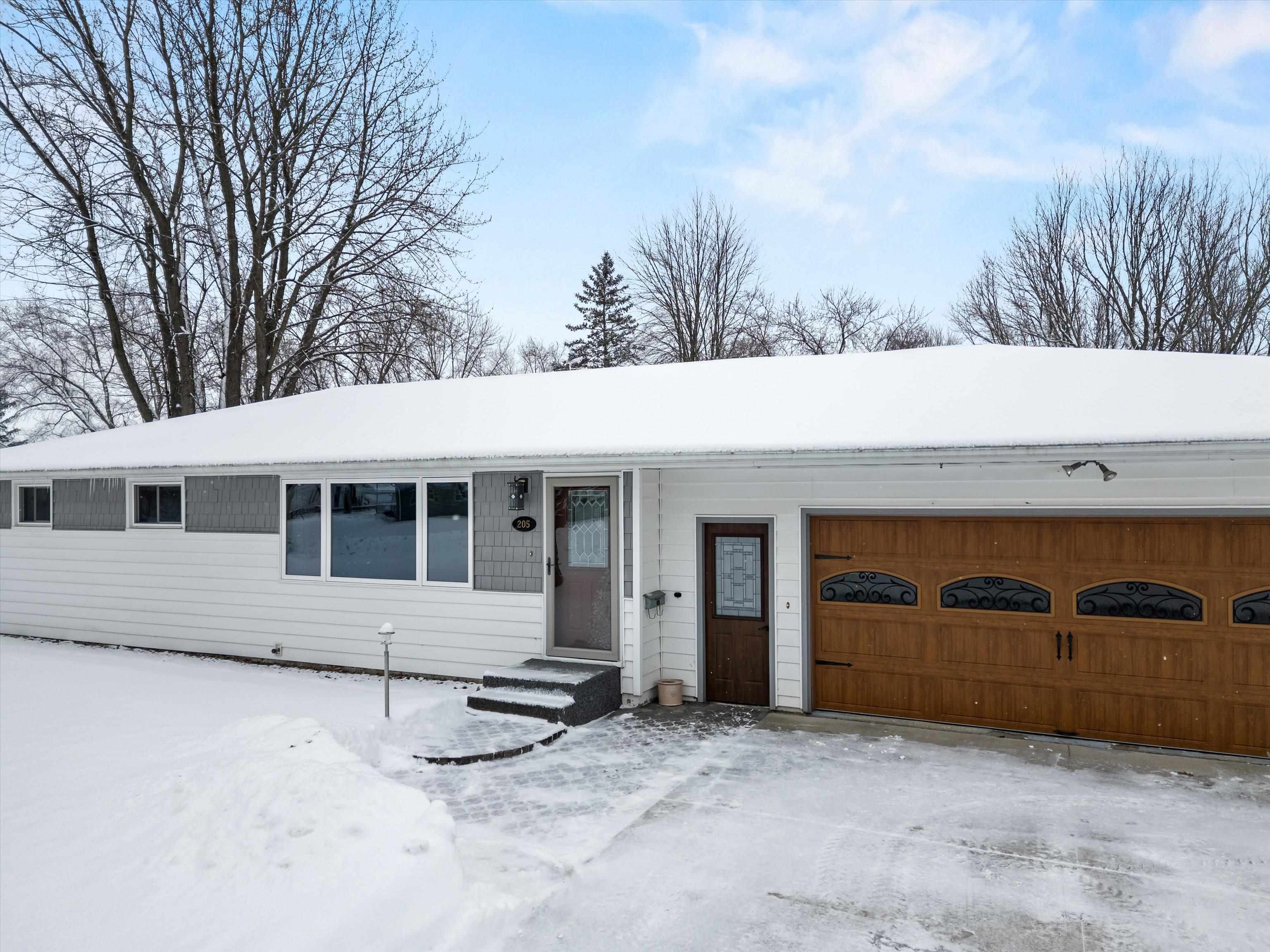 205 W ROBERTS STREET, Spencer, Wisconsin 54479, 3 Bedrooms Bedrooms, ,1 BathroomBathrooms,Residential,For Sale,205 W ROBERTS STREET,22600049