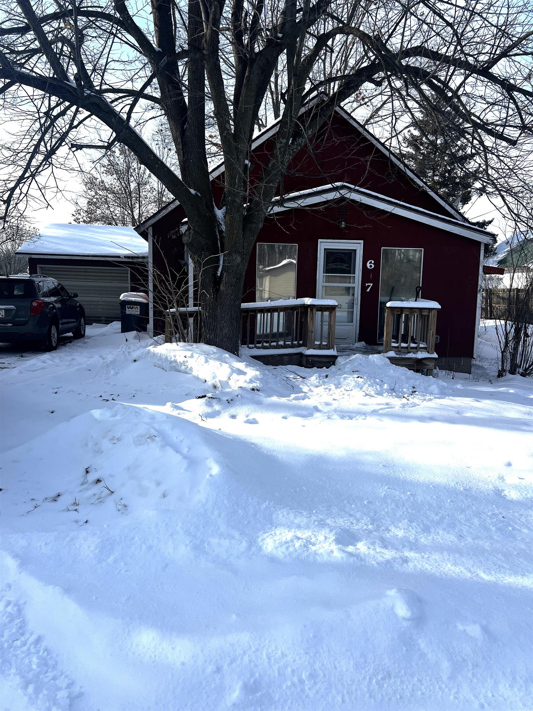 647 LAKE STREET, White Lake, Wisconsin 54491, 2 Bedrooms Bedrooms, ,2 BathroomsBathrooms,Residential,For Sale,647 LAKE STREET,22600060