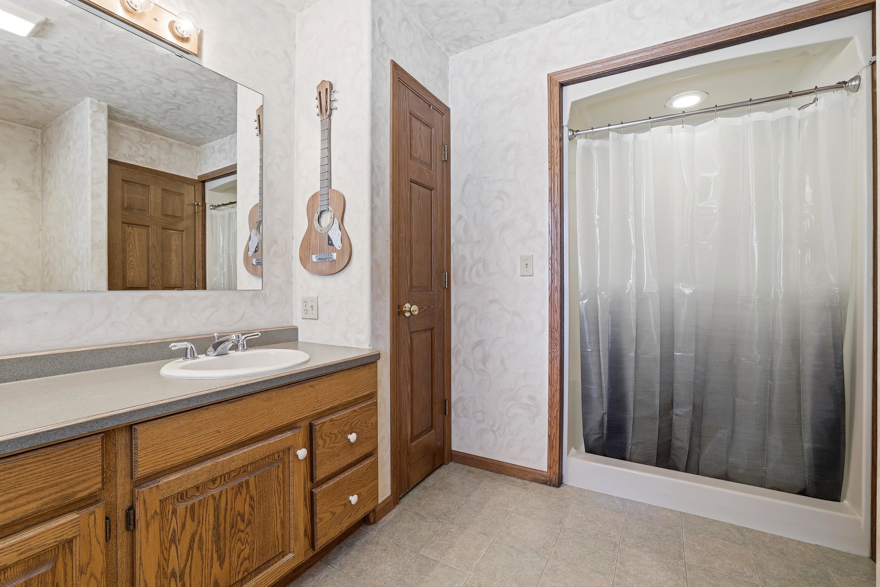 1610 E CLEVELAND STREET, Marshfield, Wisconsin 54449, 4 Bedrooms Bedrooms, ,3 BathroomsBathrooms,Residential,For Sale,1610 E CLEVELAND STREET,22600062