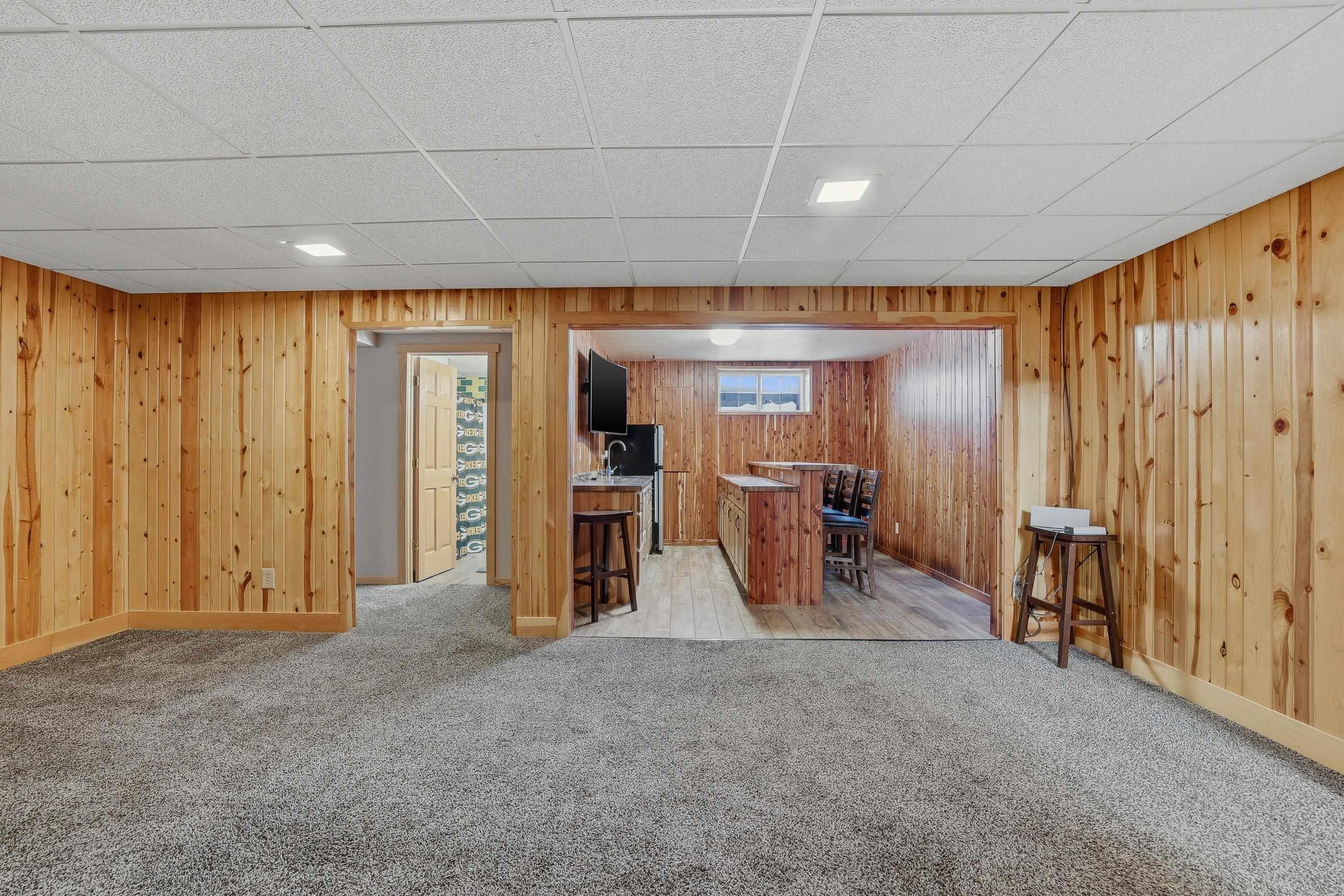 1610 E CLEVELAND STREET, Marshfield, Wisconsin 54449, 4 Bedrooms Bedrooms, ,3 BathroomsBathrooms,Residential,For Sale,1610 E CLEVELAND STREET,22600062