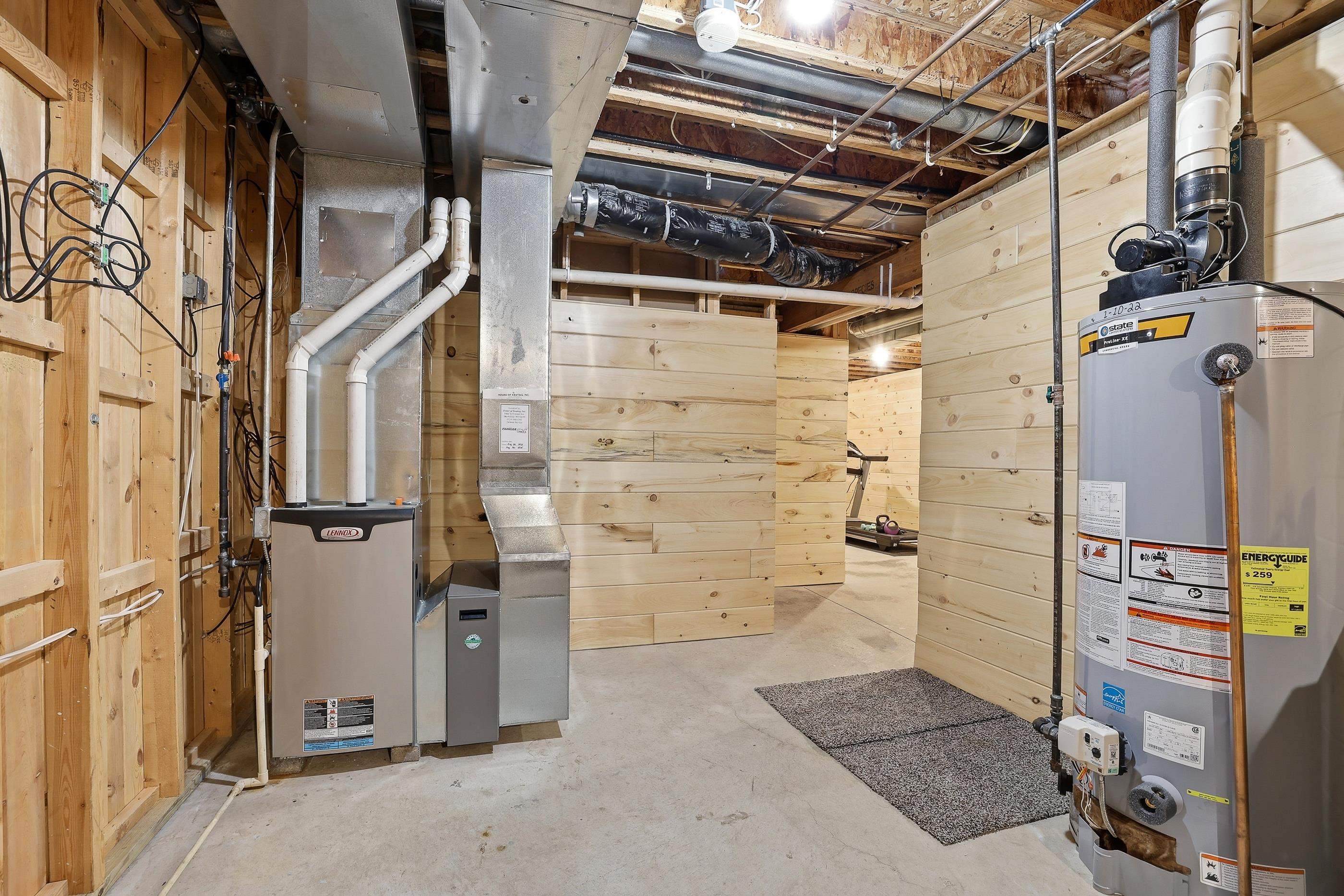 1610 E CLEVELAND STREET, Marshfield, Wisconsin 54449, 4 Bedrooms Bedrooms, ,3 BathroomsBathrooms,Residential,For Sale,1610 E CLEVELAND STREET,22600062