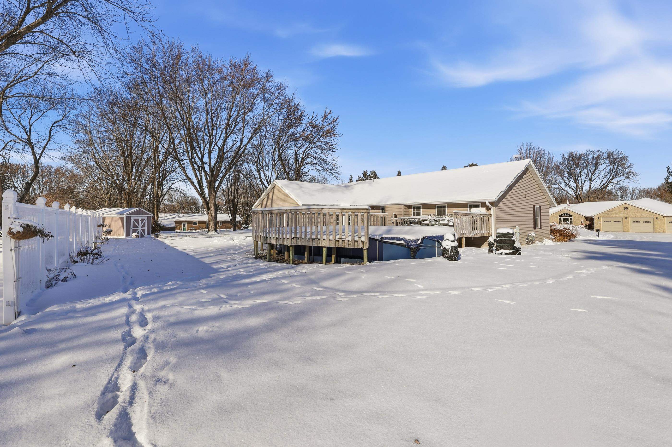 1610 E CLEVELAND STREET, Marshfield, Wisconsin 54449, 4 Bedrooms Bedrooms, ,3 BathroomsBathrooms,Residential,For Sale,1610 E CLEVELAND STREET,22600062