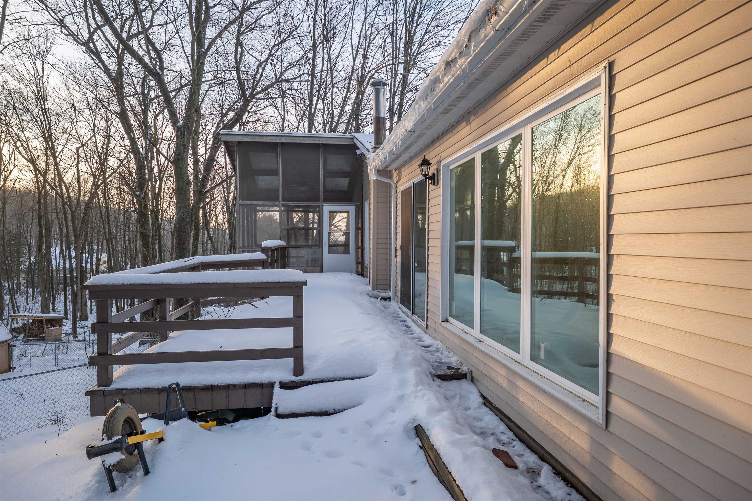 1705 STARK STREET, Wausau, Wisconsin 54403, 6 Bedrooms Bedrooms, ,3 BathroomsBathrooms,Residential,For Sale,1705 STARK STREET,22600087