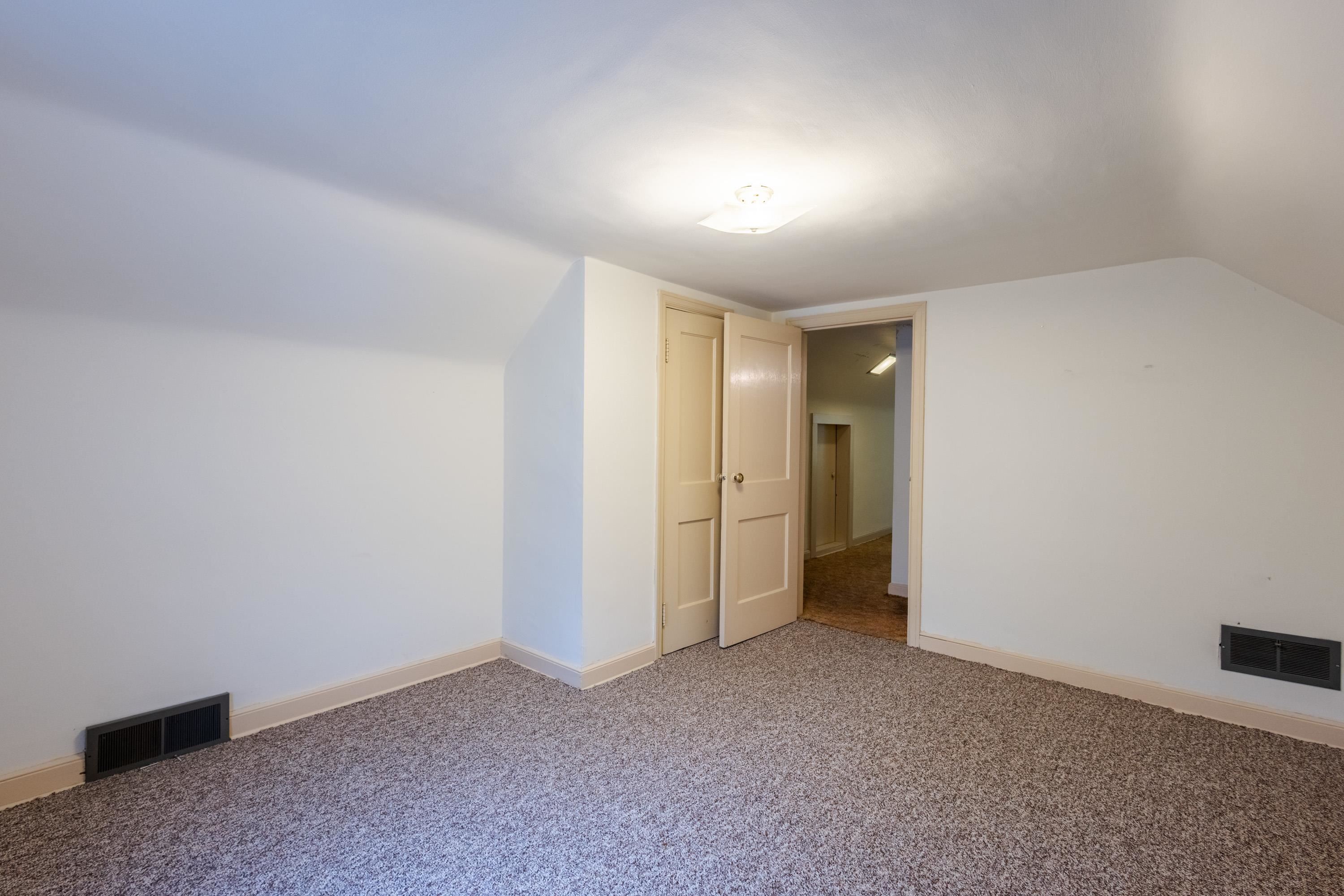 448 WALKER STREET, Stevens Point, Wisconsin 54481, 3 Bedrooms Bedrooms, ,1 BathroomBathrooms,Residential,For Sale,448 WALKER STREET,22600100