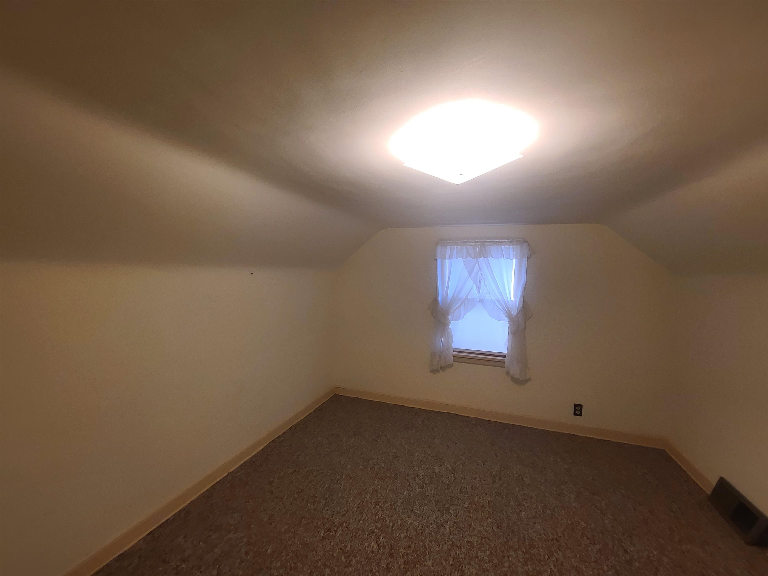 448 WALKER STREET, Stevens Point, Wisconsin 54481, 3 Bedrooms Bedrooms, ,1 BathroomBathrooms,Residential,For Sale,448 WALKER STREET,22600100
