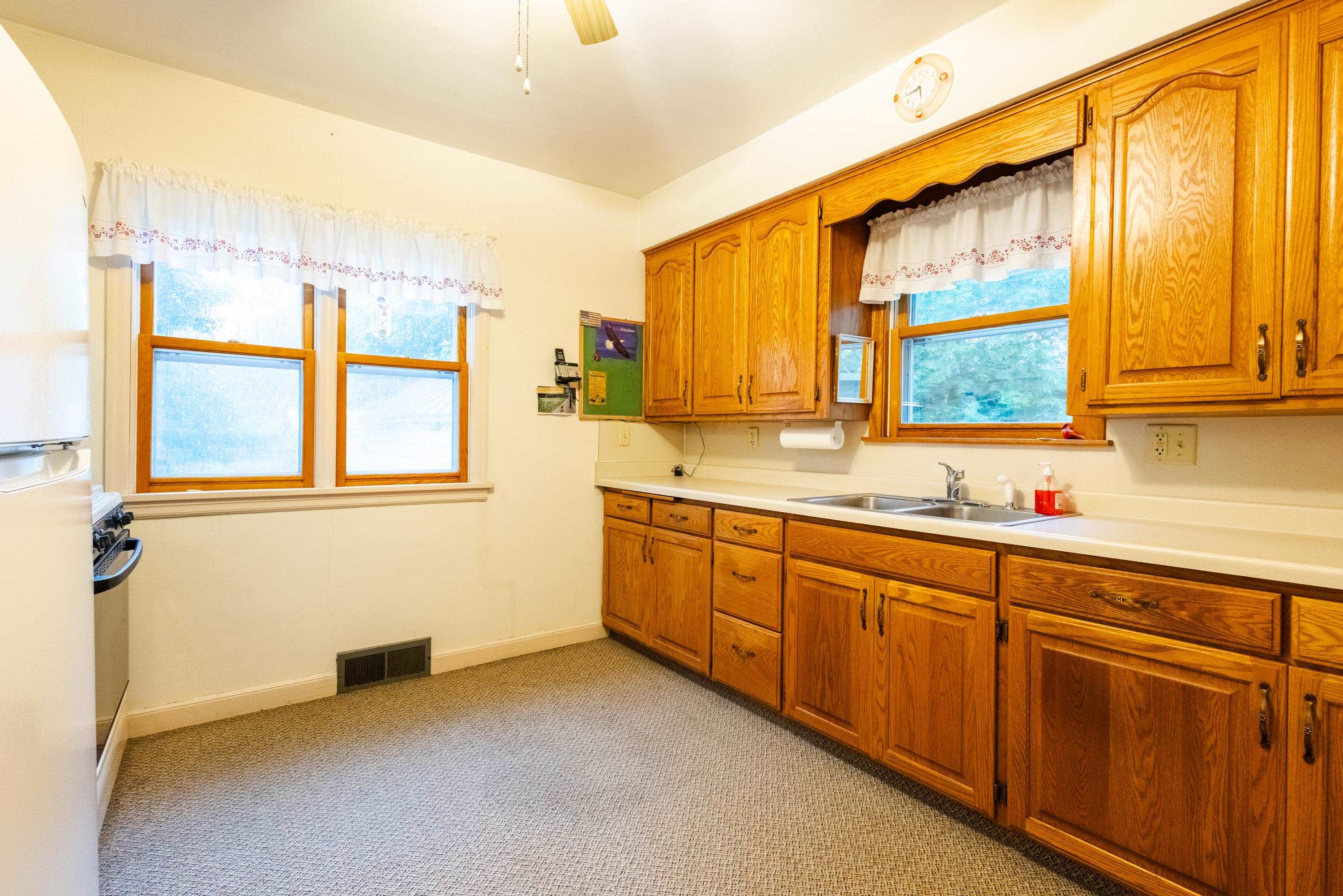 448 WALKER STREET, Stevens Point, Wisconsin 54481, 3 Bedrooms Bedrooms, ,1 BathroomBathrooms,Residential,For Sale,448 WALKER STREET,22600100