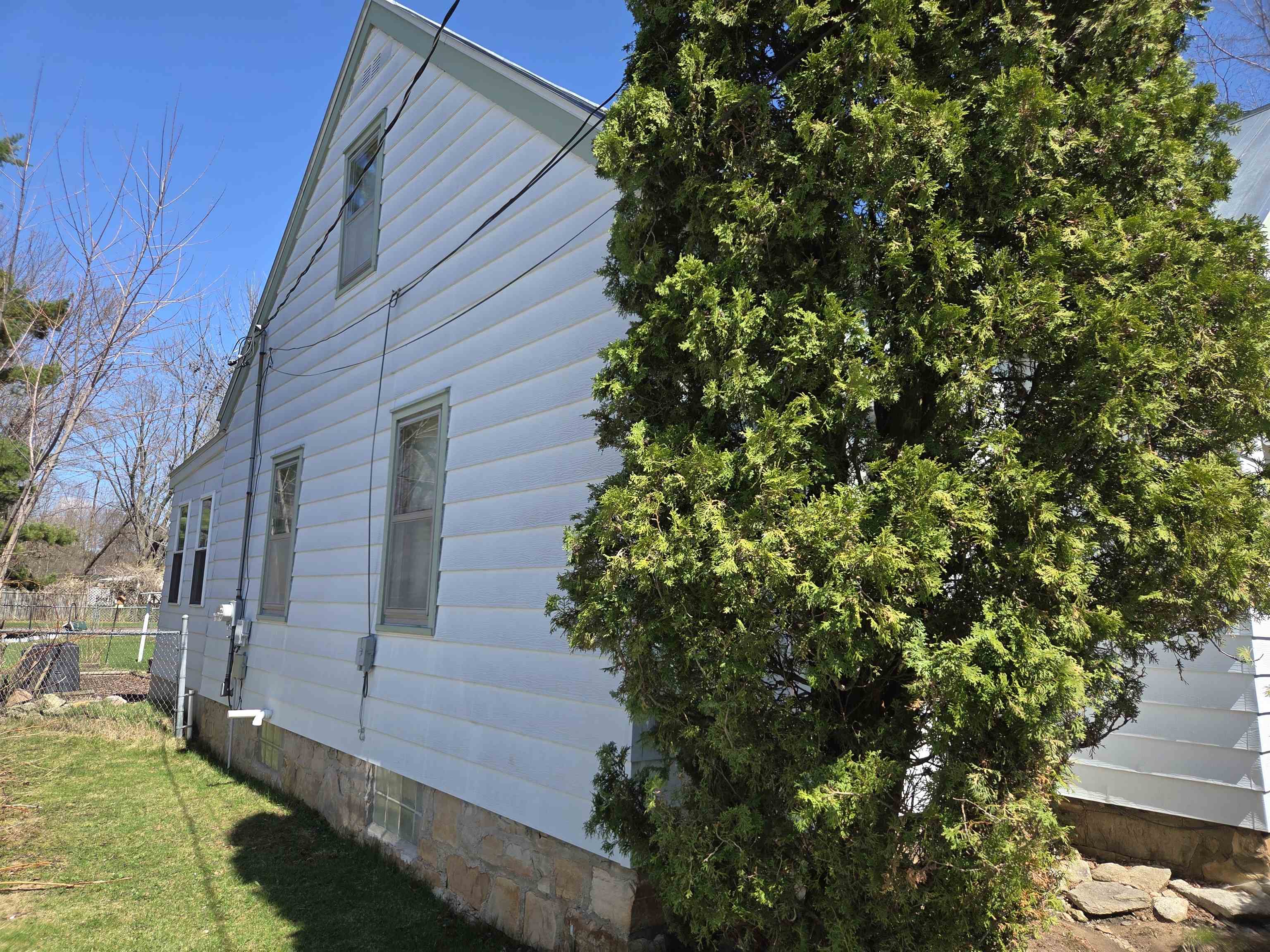 448 WALKER STREET, Stevens Point, Wisconsin 54481, 3 Bedrooms Bedrooms, ,1 BathroomBathrooms,Residential,For Sale,448 WALKER STREET,22600100