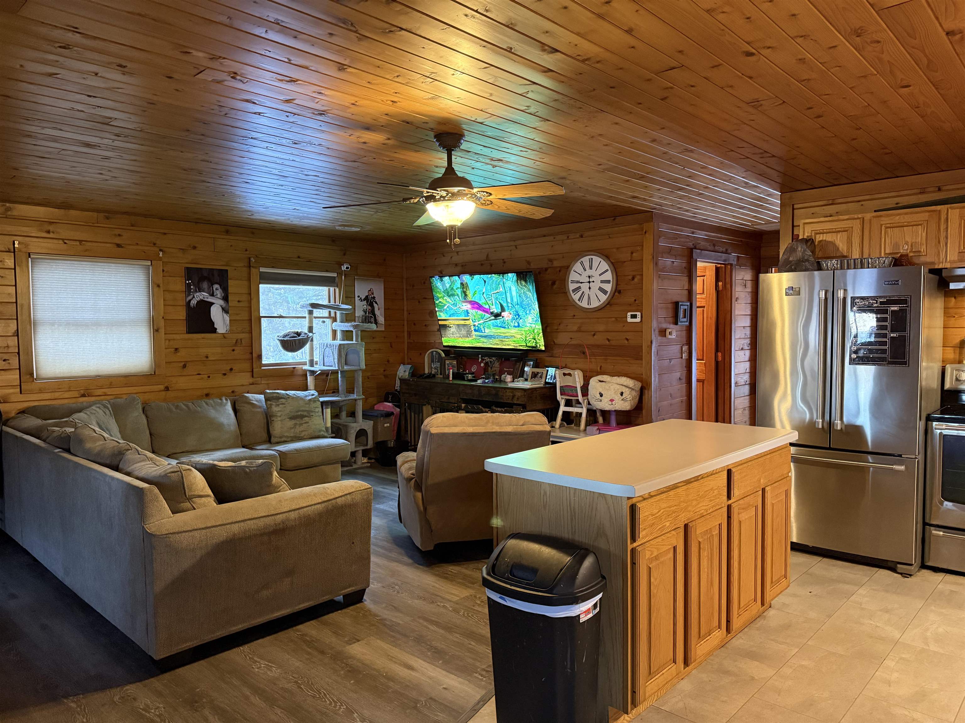 607 W WHISPERING CIRCLE, Redgranite, Wisconsin 54970, 3 Bedrooms Bedrooms, ,1 BathroomBathrooms,Residential,For Sale,607 W WHISPERING CIRCLE,22600115