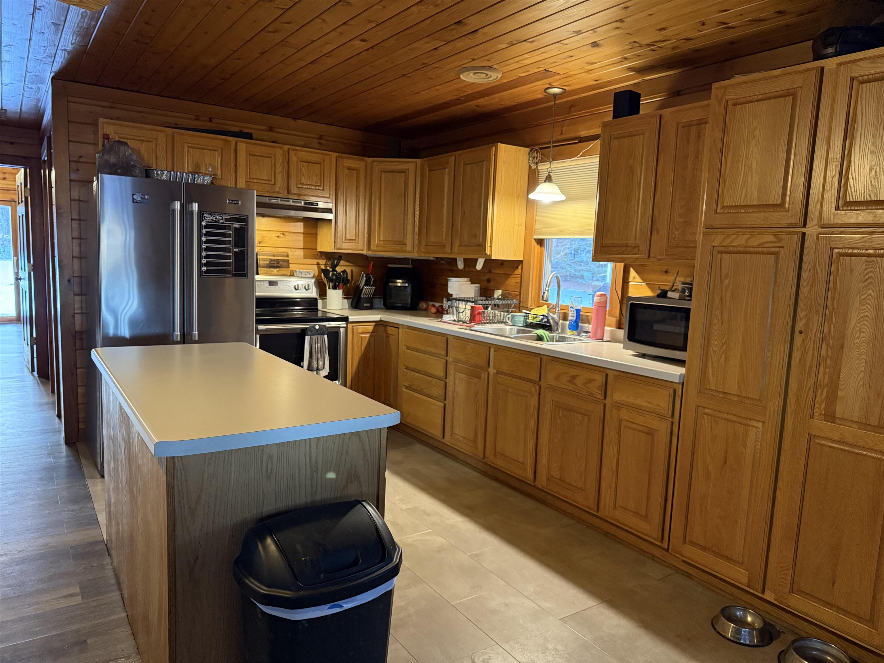 607 W WHISPERING CIRCLE, Redgranite, Wisconsin 54970, 3 Bedrooms Bedrooms, ,1 BathroomBathrooms,Residential,For Sale,607 W WHISPERING CIRCLE,22600115