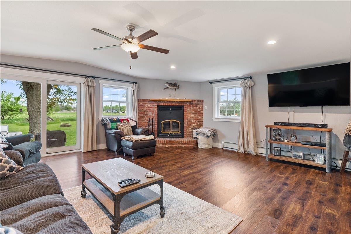 8113 JACKSON STREET, Pittsville, Wisconsin 54466, 3 Bedrooms Bedrooms, ,2 BathroomsBathrooms,Residential,For Sale,8113 JACKSON STREET,22600123