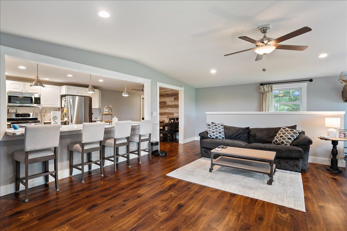 8113 JACKSON STREET, Pittsville, Wisconsin 54466, 3 Bedrooms Bedrooms, ,2 BathroomsBathrooms,Residential,For Sale,8113 JACKSON STREET,22600123