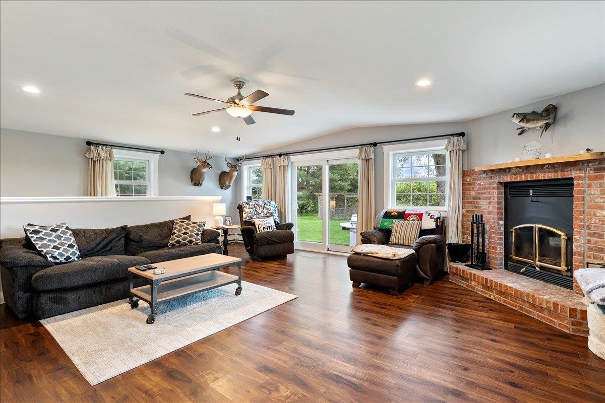 8113 JACKSON STREET, Pittsville, Wisconsin 54466, 3 Bedrooms Bedrooms, ,2 BathroomsBathrooms,Residential,For Sale,8113 JACKSON STREET,22600123