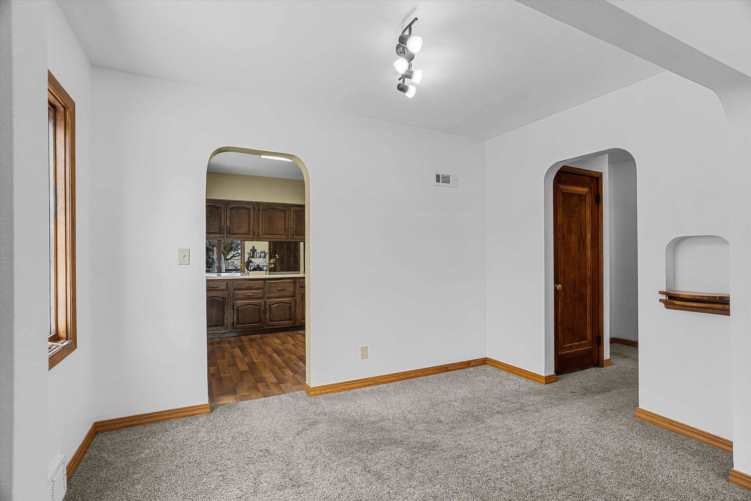 604 S APPLE AVENUE, Marshfield, Wisconsin 54449, 3 Bedrooms Bedrooms, ,1 BathroomBathrooms,Residential,For Sale,604 S APPLE AVENUE,22600129