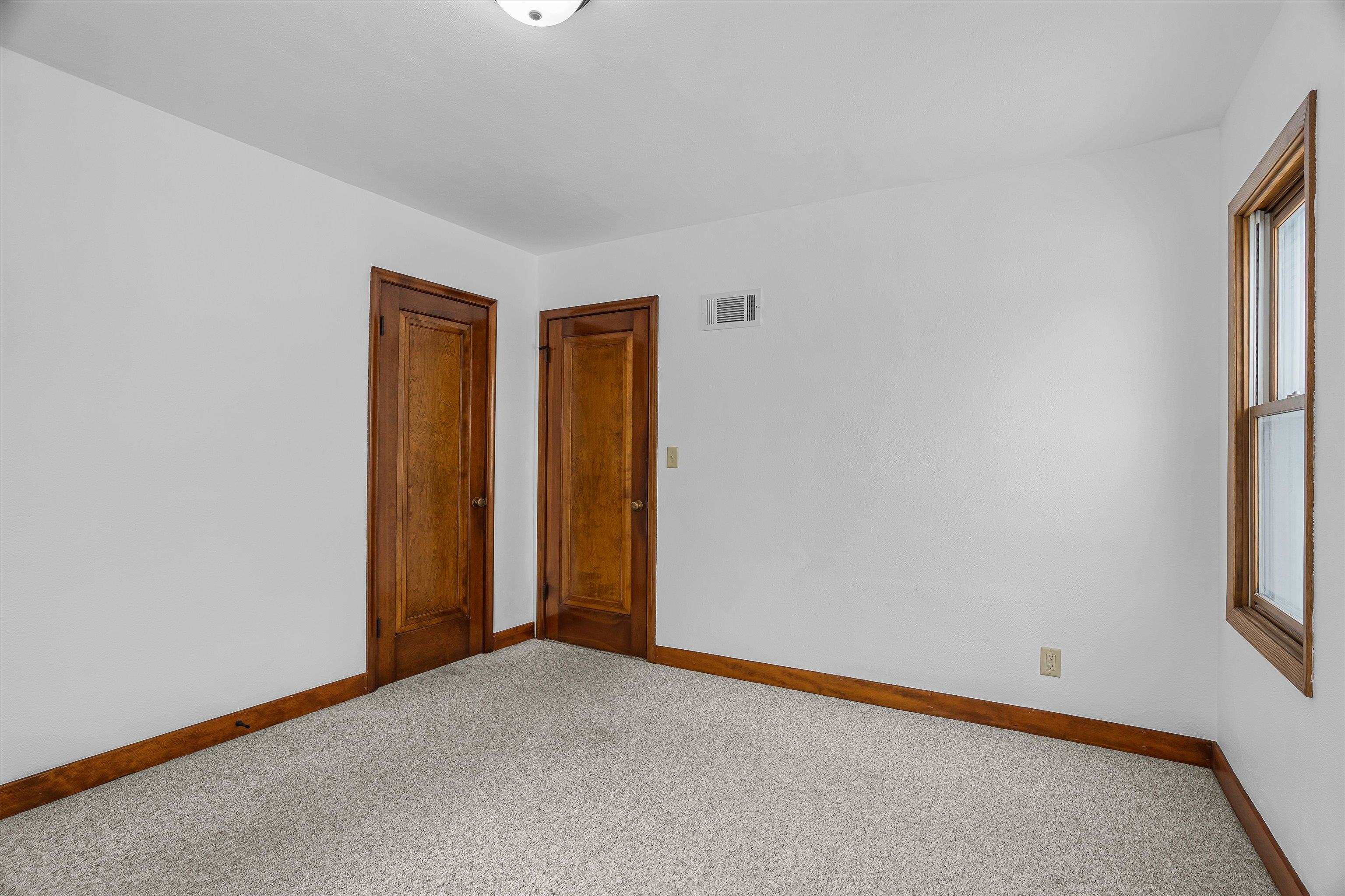 604 S APPLE AVENUE, Marshfield, Wisconsin 54449, 3 Bedrooms Bedrooms, ,1 BathroomBathrooms,Residential,For Sale,604 S APPLE AVENUE,22600129