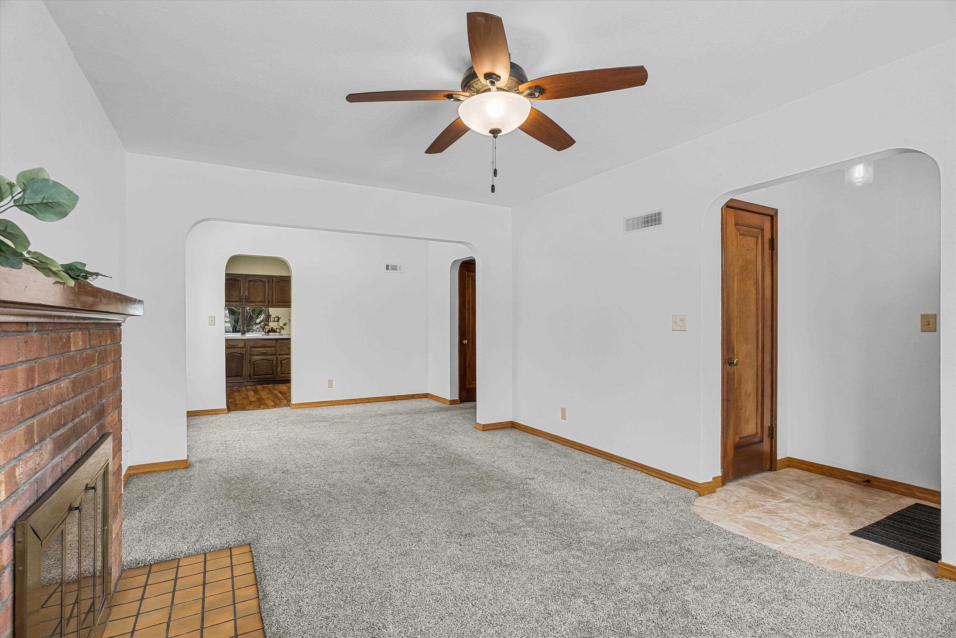 604 S APPLE AVENUE, Marshfield, Wisconsin 54449, 3 Bedrooms Bedrooms, ,1 BathroomBathrooms,Residential,For Sale,604 S APPLE AVENUE,22600129