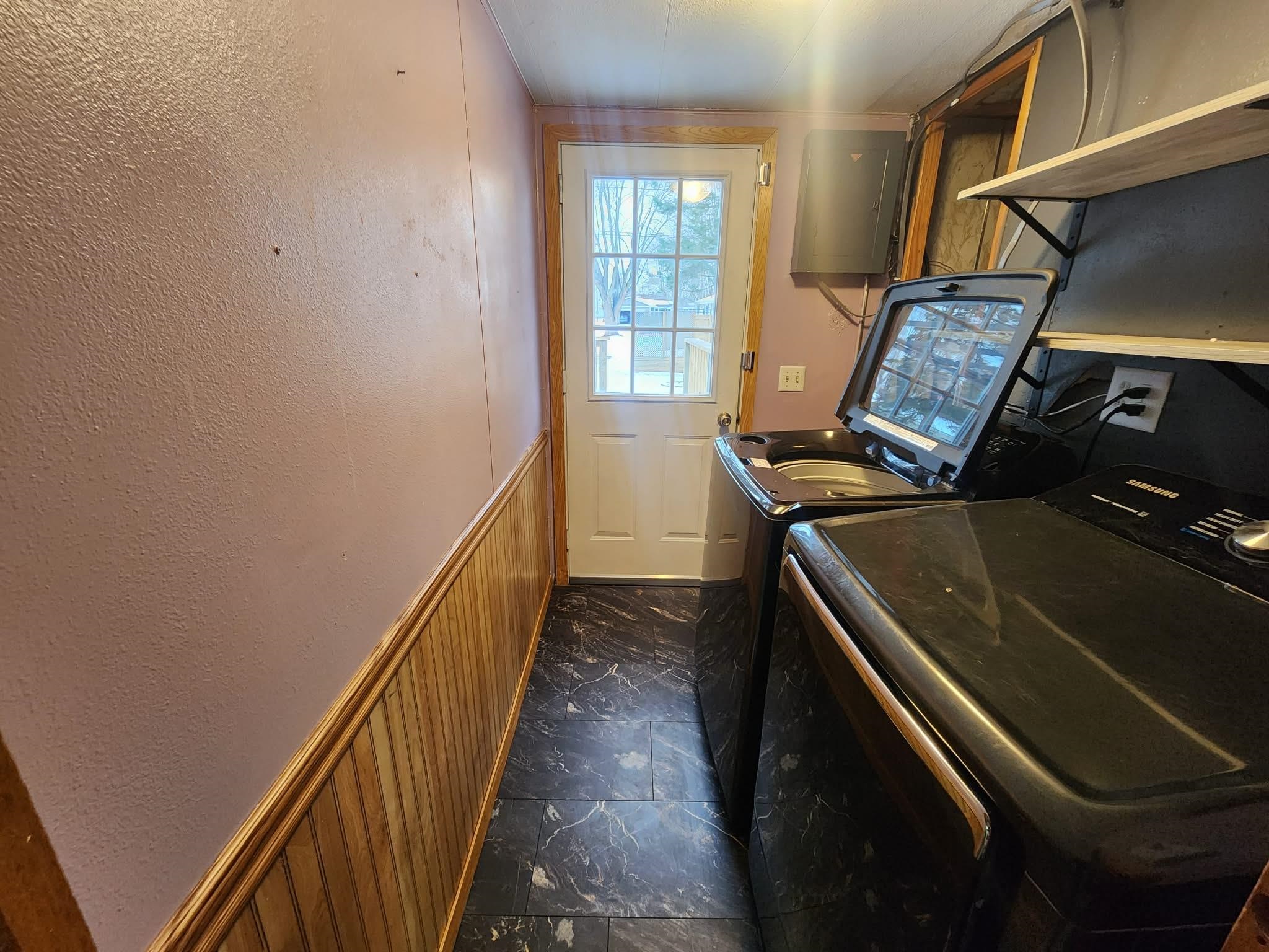 305 W ROBERTS STREET, Spencer, Wisconsin 54449, 3 Bedrooms Bedrooms, ,1 BathroomBathrooms,Residential,For Sale,305 W ROBERTS STREET,22600131