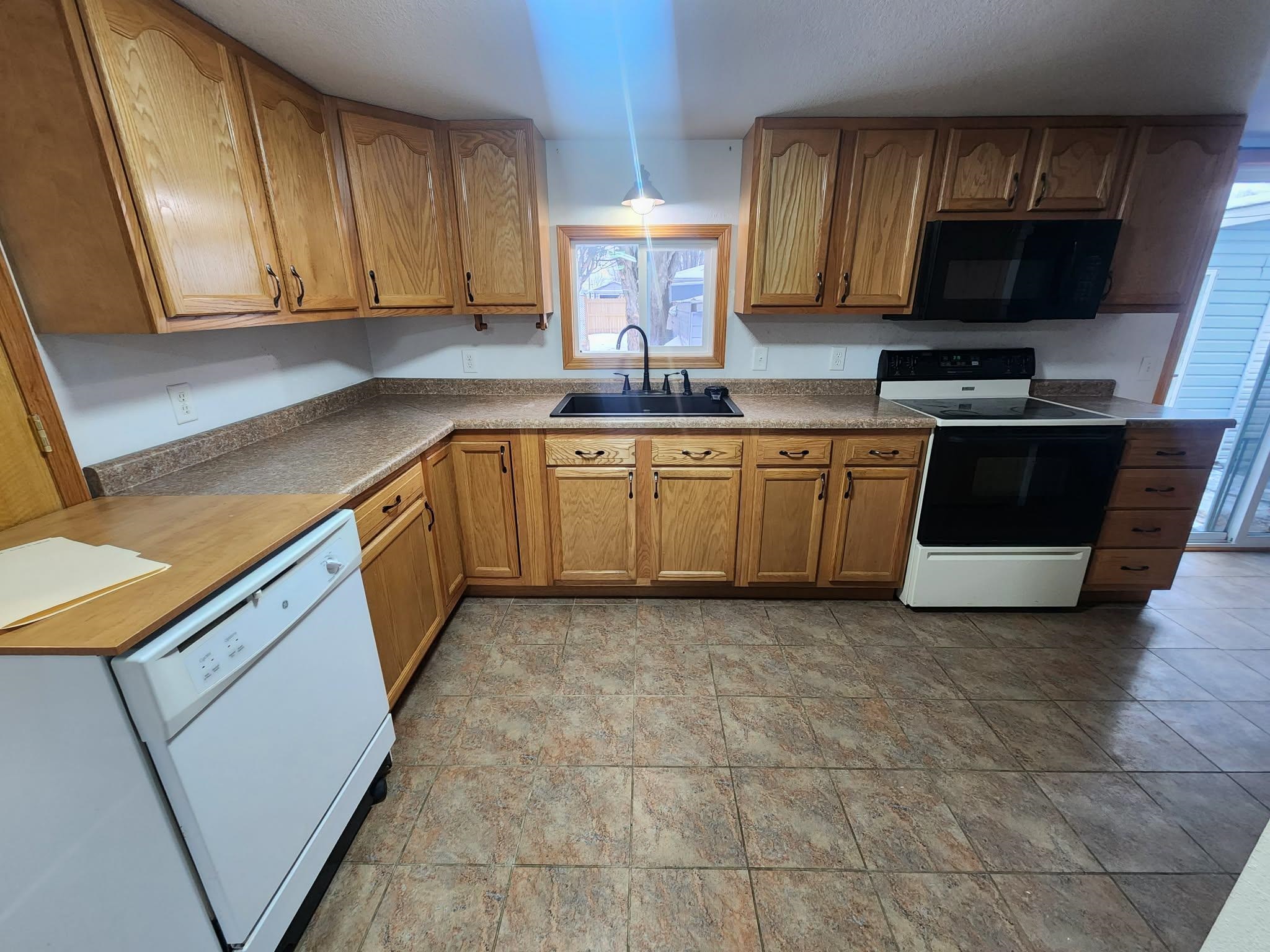 305 W ROBERTS STREET, Spencer, Wisconsin 54449, 3 Bedrooms Bedrooms, ,1 BathroomBathrooms,Residential,For Sale,305 W ROBERTS STREET,22600131