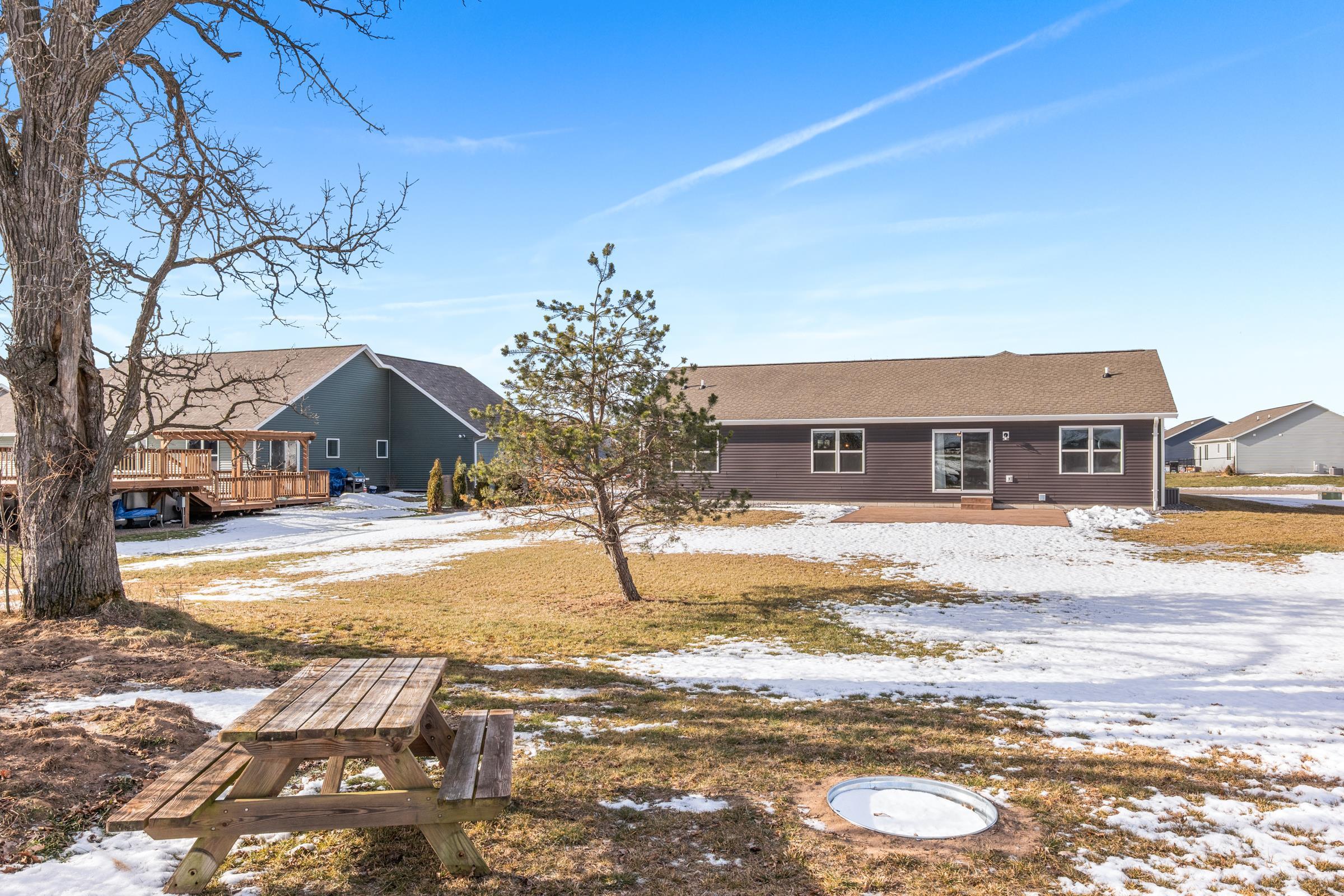 4500 MORELAND ROAD, Plover, Wisconsin 54467, 3 Bedrooms Bedrooms, ,2 BathroomsBathrooms,Residential,For Sale,4500 MORELAND ROAD,22600145