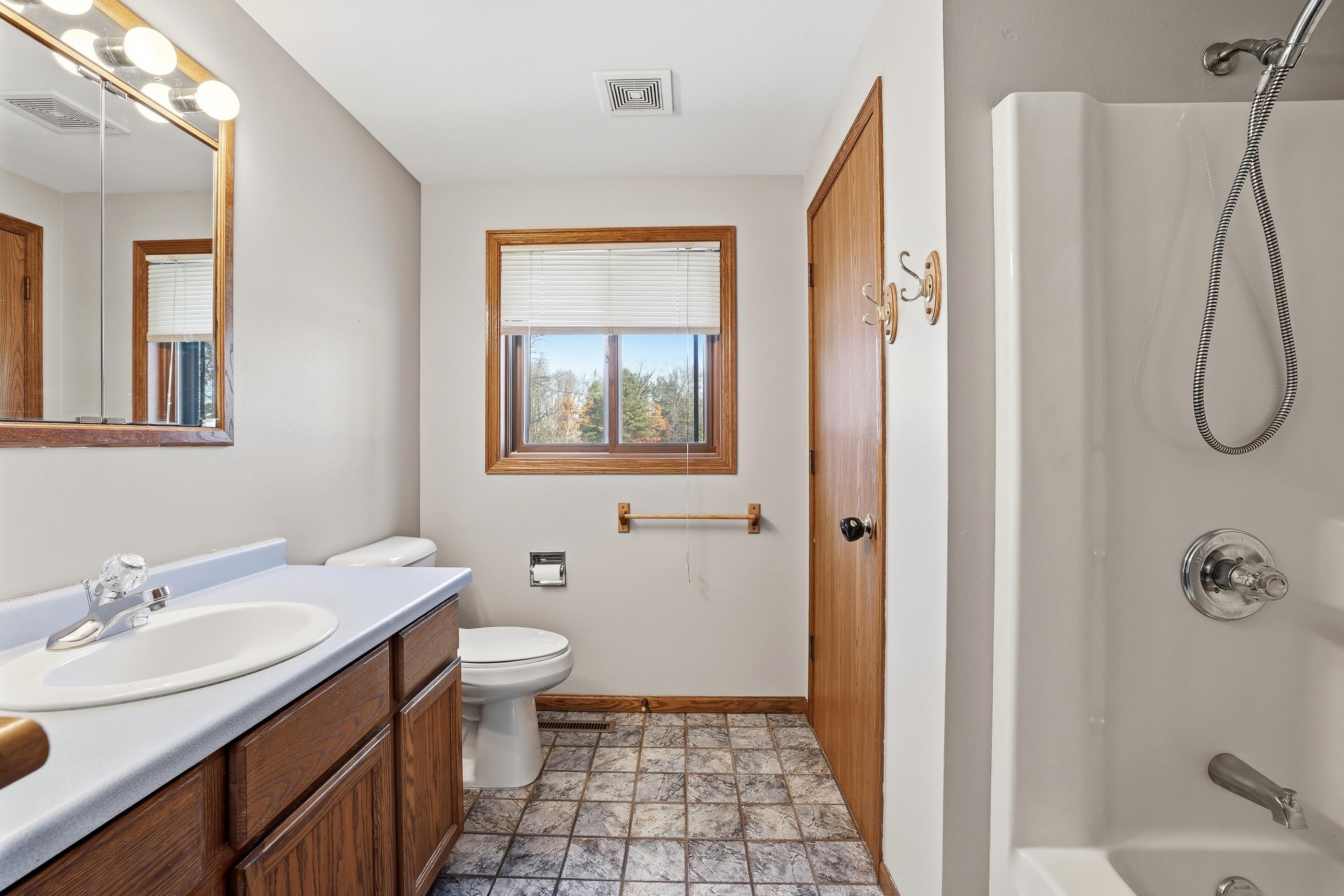 2631 CHASE STREET, Wisconsin Rapids, Wisconsin 54495, 3 Bedrooms Bedrooms, ,2 BathroomsBathrooms,Residential,For Sale,2631 CHASE STREET,22600148