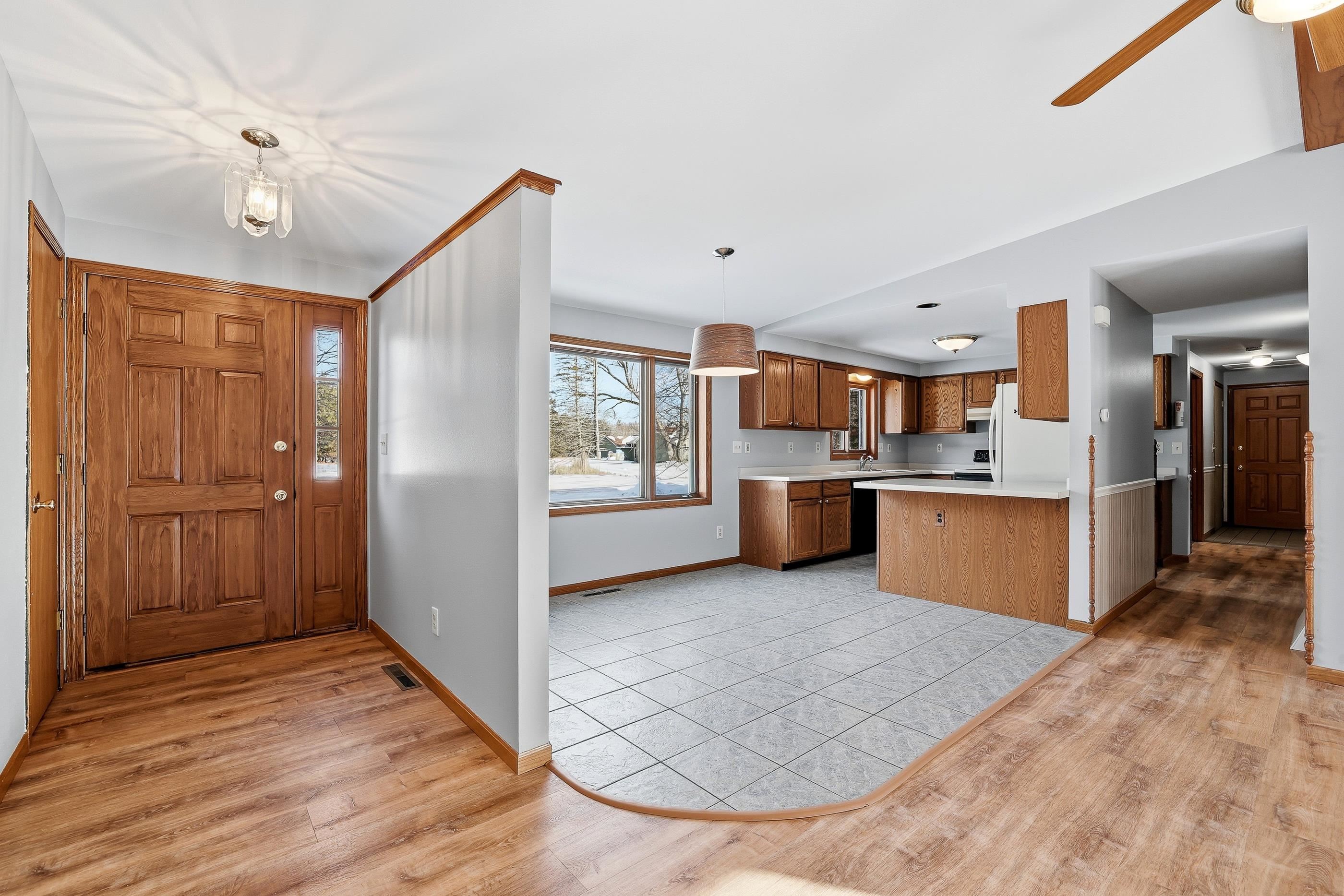 2631 CHASE STREET, Wisconsin Rapids, Wisconsin 54495, 3 Bedrooms Bedrooms, ,2 BathroomsBathrooms,Residential,For Sale,2631 CHASE STREET,22600148