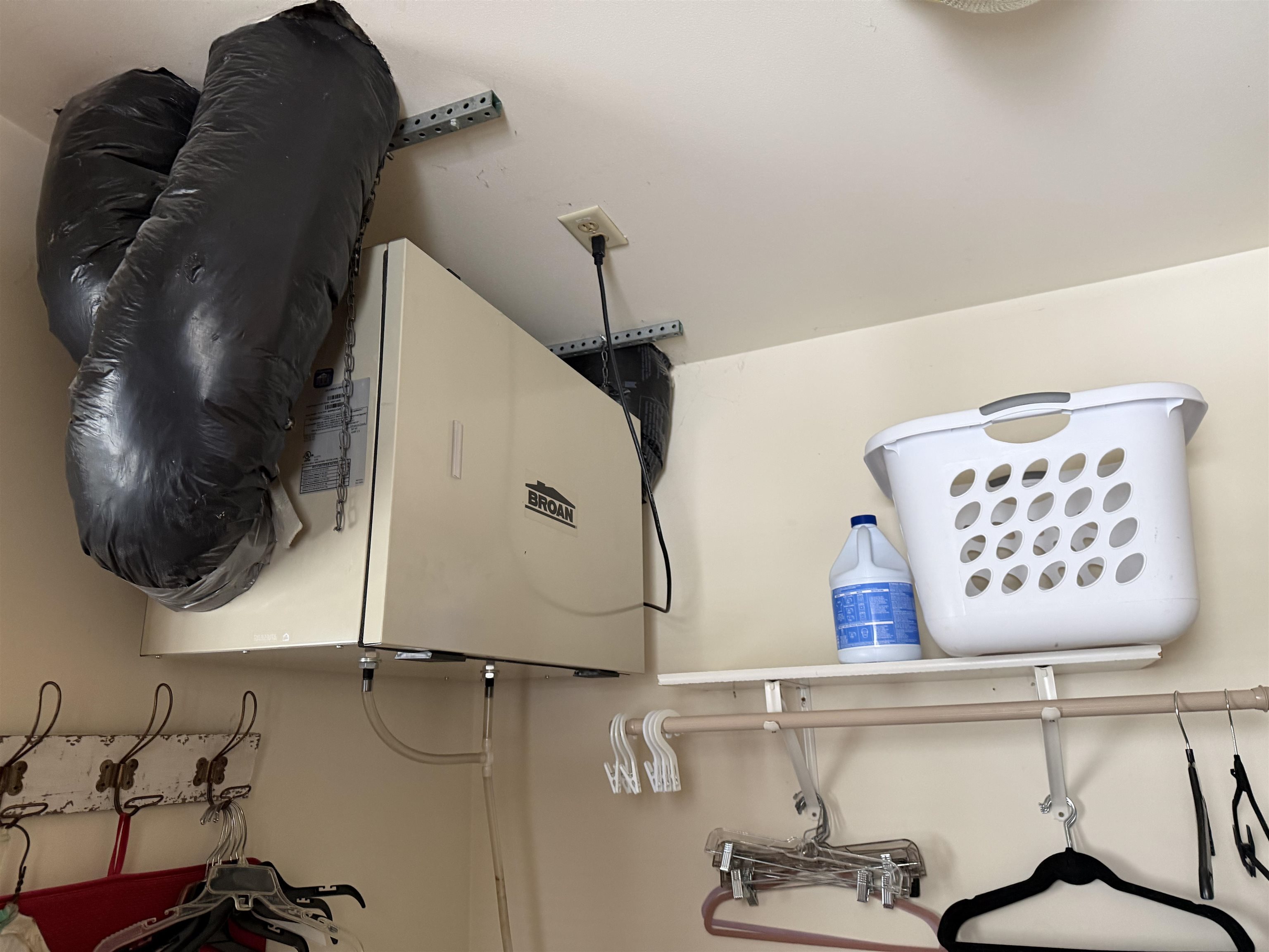 808 LOVE LANE, Athens, Wisconsin 54411, 2 Bedrooms Bedrooms, 4 Rooms Rooms,1 BathroomBathrooms,Multi-family,For Sale,808 LOVE LANE,22600158