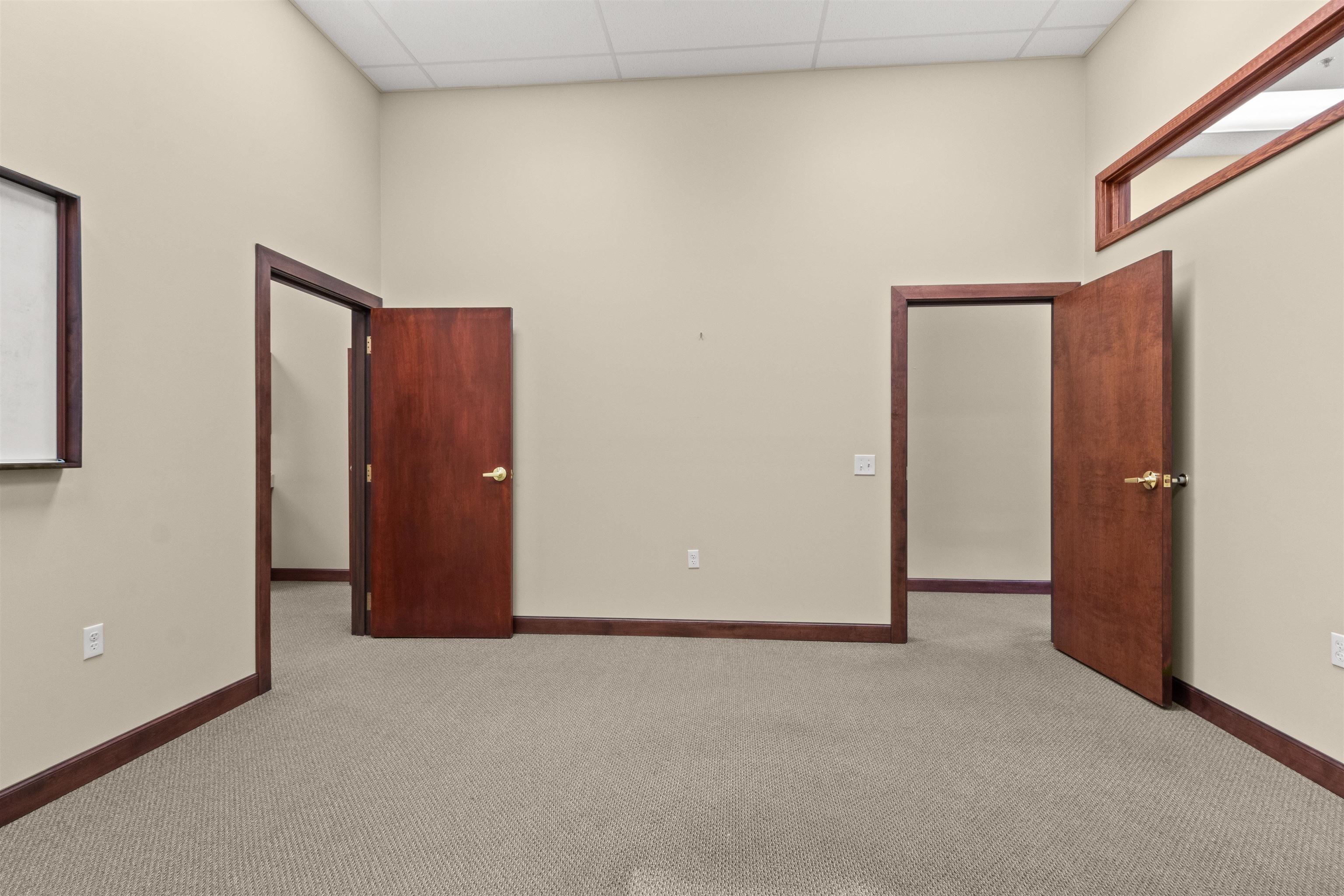 3040 VILLAGE PARK DRIVE, Plover, Wisconsin 54467, ,Commercial/industrial,For Rent,3040 VILLAGE PARK DRIVE,22600167
