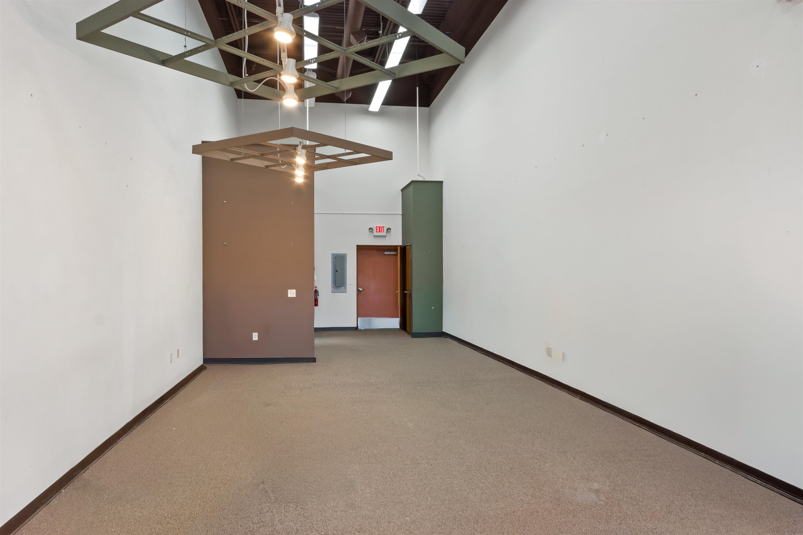 3048 VILLAGE PARK DRIVE, Plover, Wisconsin 54467, ,Commercial/industrial,For Rent,3048 VILLAGE PARK DRIVE,22600168