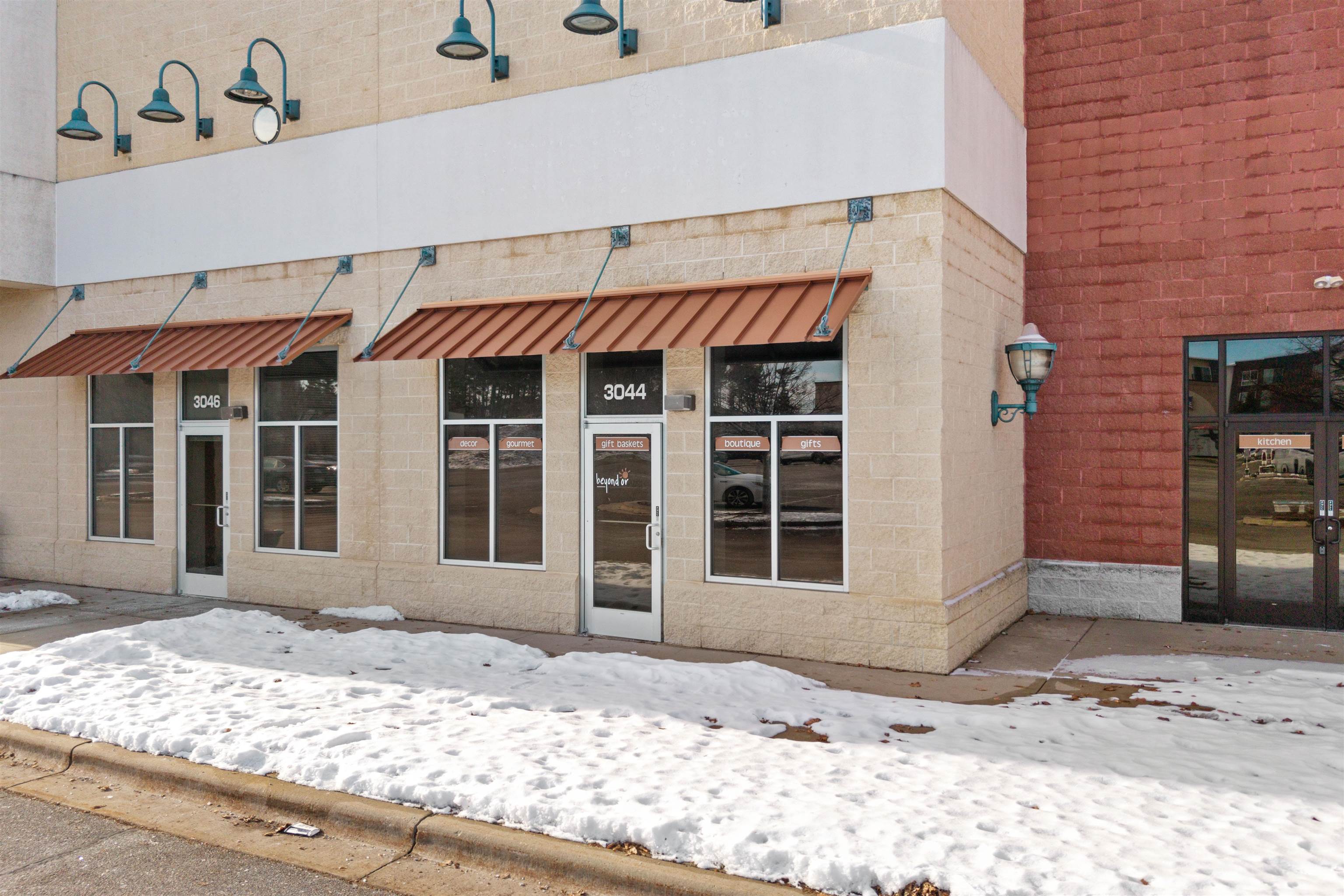 3042-3044 VILLAGE PARK DRIVE, Plover, Wisconsin 54467, ,Commercial/industrial,For Rent,3042-3044 VILLAGE PARK DRIVE,22600169