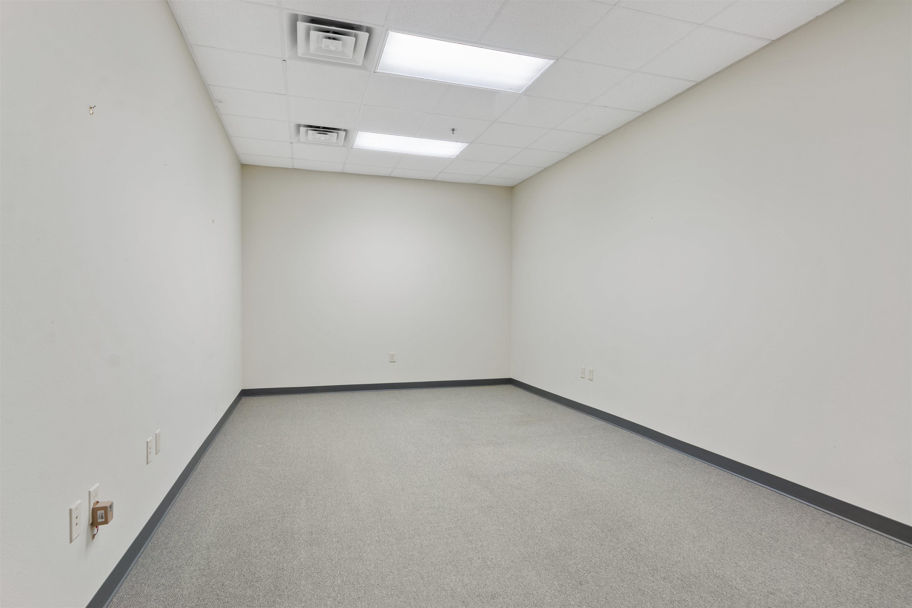 3060 VILLAGE PARK DRIVE, Plover, Wisconsin 54467, ,Commercial/industrial,For Rent,3060 VILLAGE PARK DRIVE,22600172