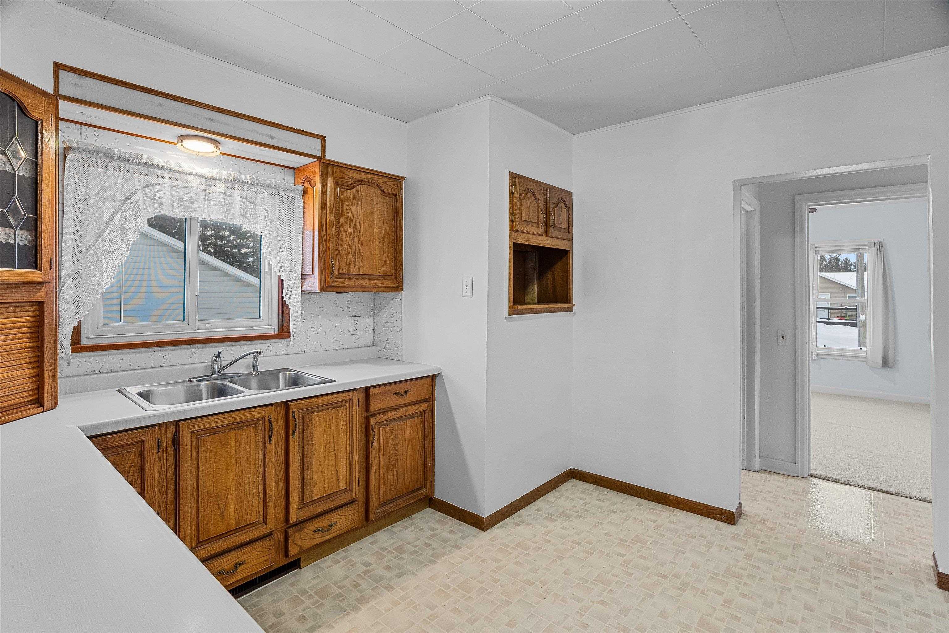 107 E WENDELL STREET, Spencer, Wisconsin 54479, 3 Bedrooms Bedrooms, ,1 BathroomBathrooms,Residential,For Sale,107 E WENDELL STREET,22600178