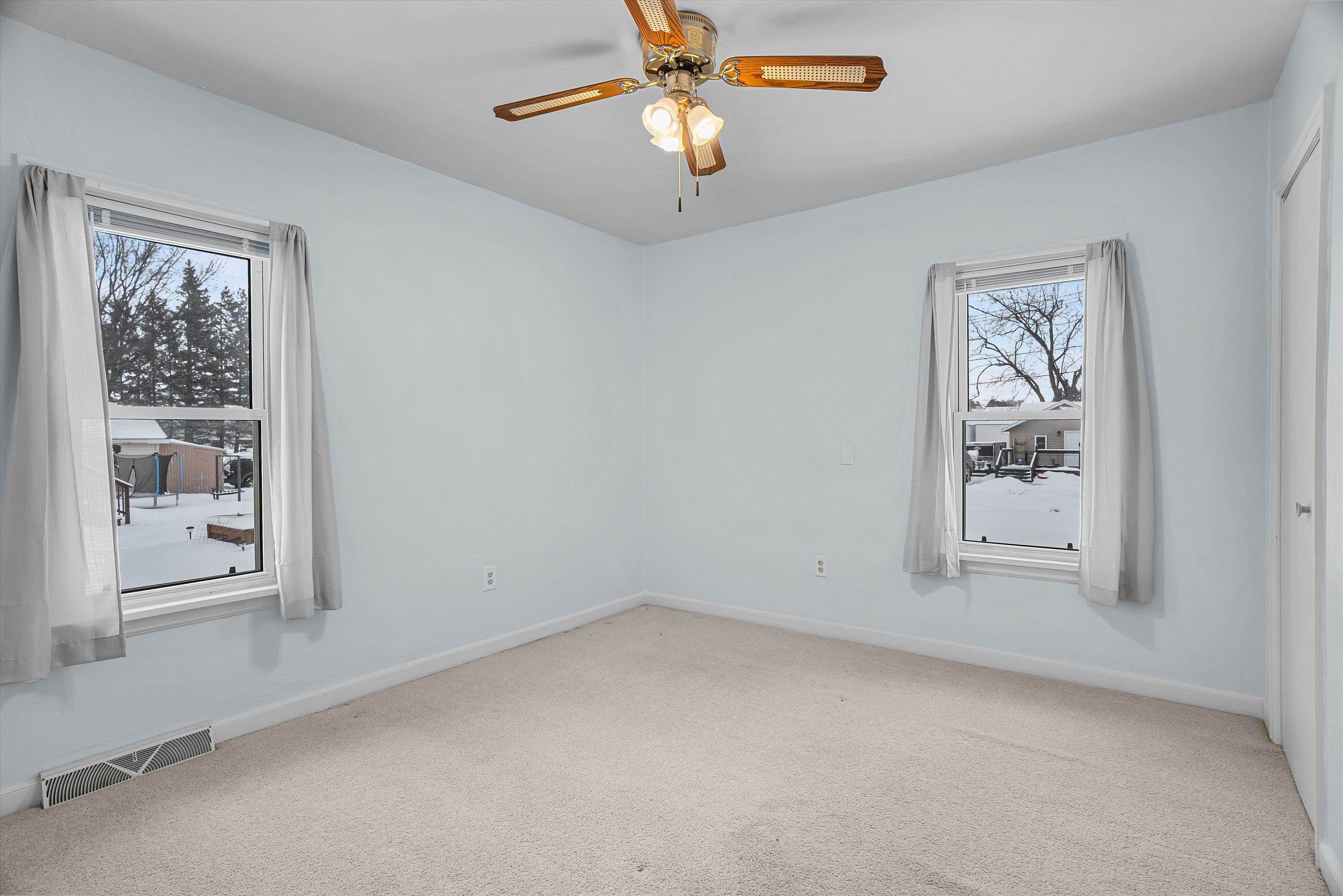 107 E WENDELL STREET, Spencer, Wisconsin 54479, 3 Bedrooms Bedrooms, ,1 BathroomBathrooms,Residential,For Sale,107 E WENDELL STREET,22600178