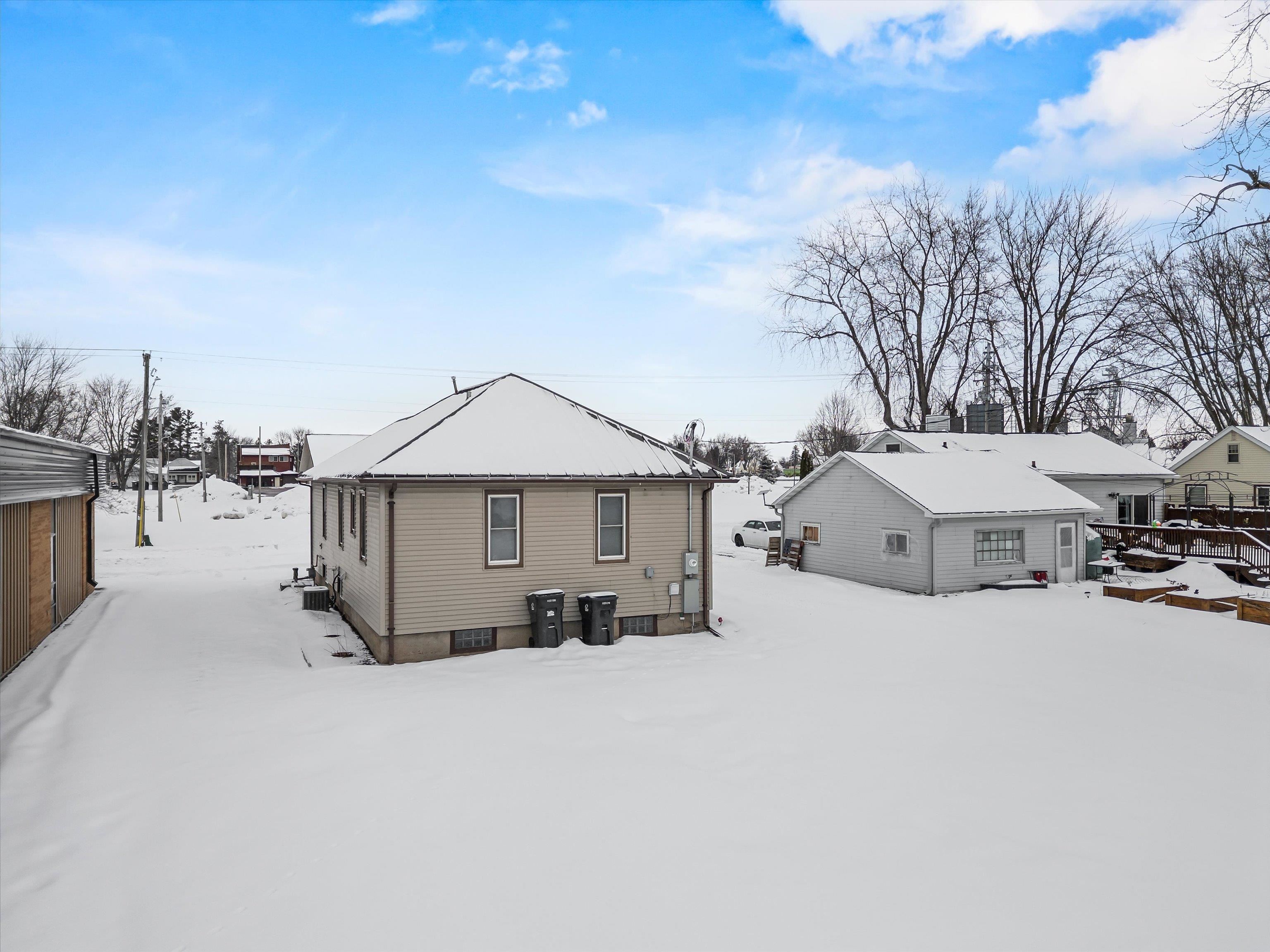 107 E WENDELL STREET, Spencer, Wisconsin 54479, 3 Bedrooms Bedrooms, ,1 BathroomBathrooms,Residential,For Sale,107 E WENDELL STREET,22600178