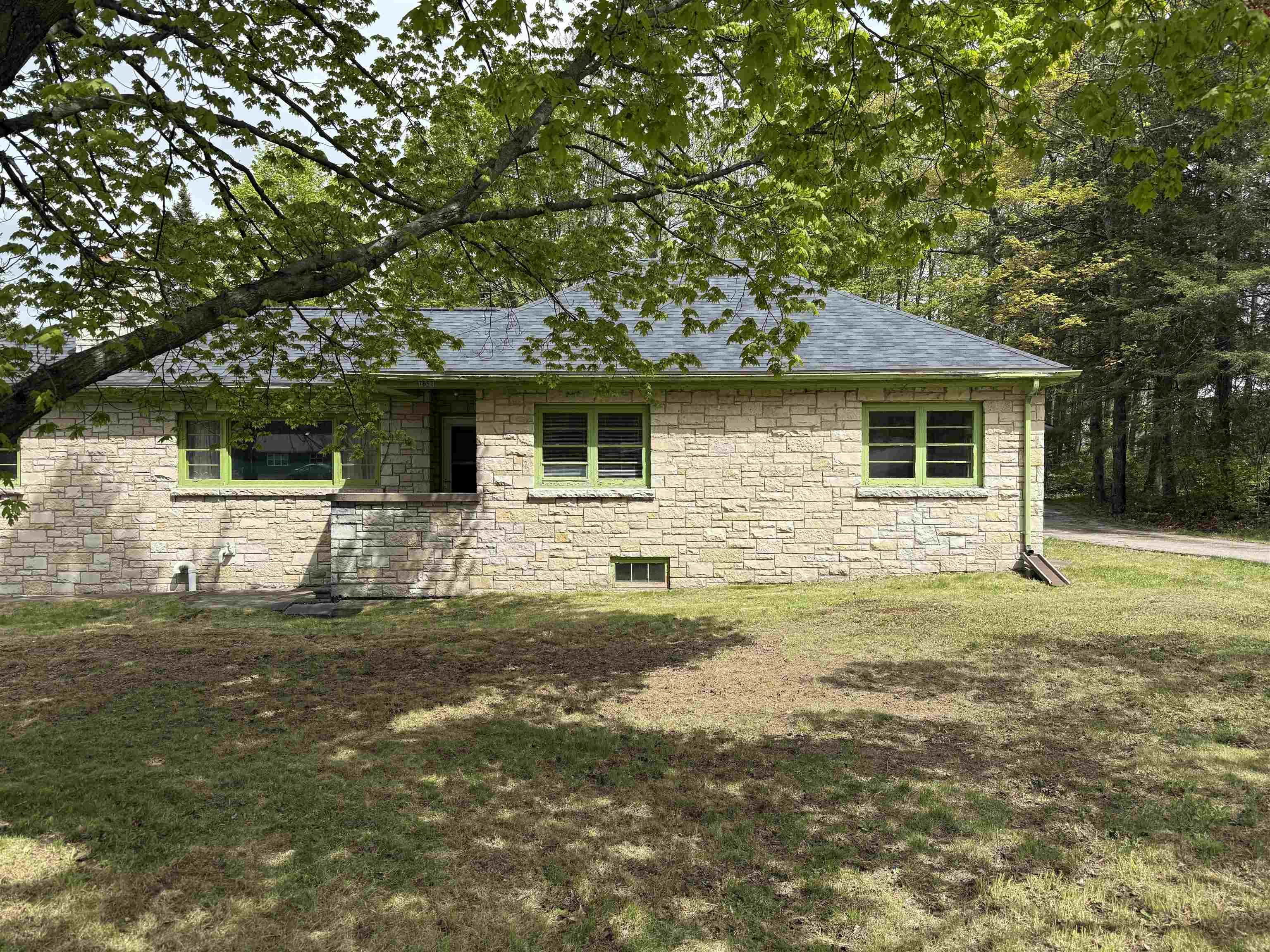 7892 OLD 101 ROAD, Armstrong Creek, Wisconsin 54103, 4 Bedrooms Bedrooms, ,1 BathroomBathrooms,Residential,For Sale,7892 OLD 101 ROAD,22600179