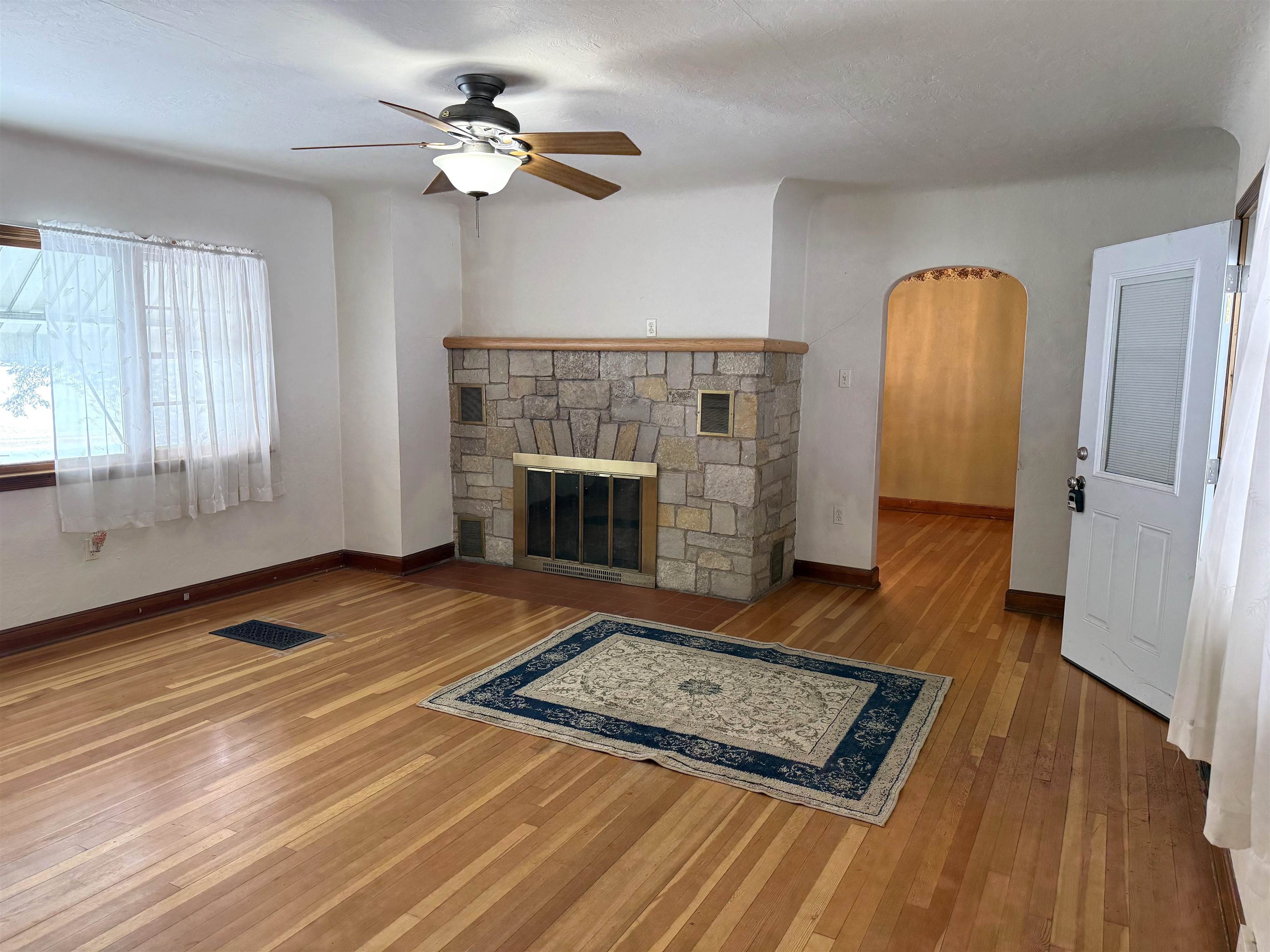 7892 OLD 101 ROAD, Armstrong Creek, Wisconsin 54103, 4 Bedrooms Bedrooms, ,1 BathroomBathrooms,Residential,For Sale,7892 OLD 101 ROAD,22600179