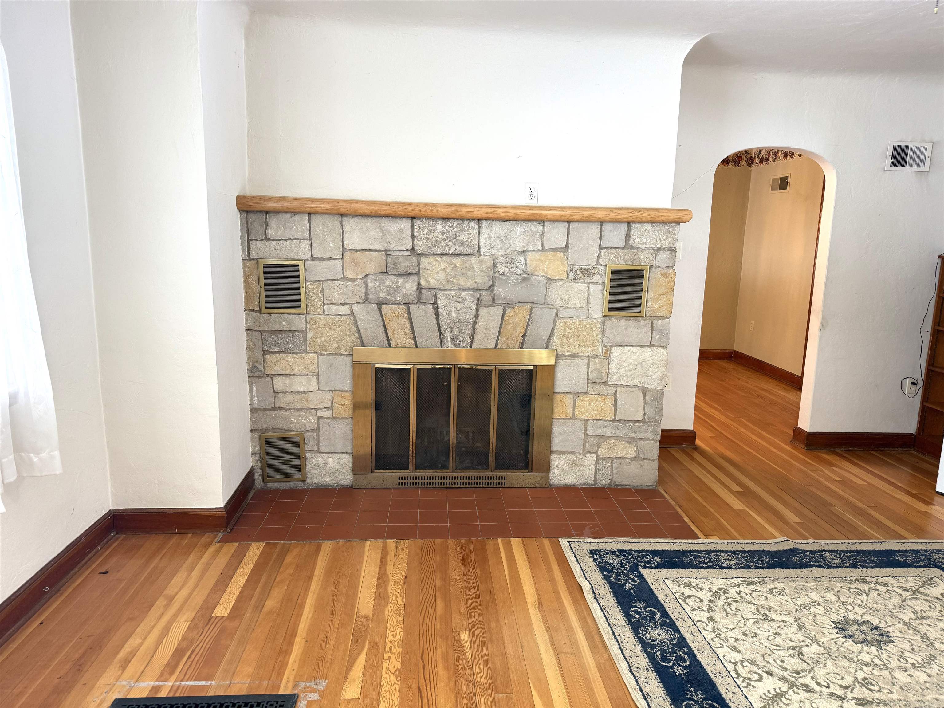 7892 OLD 101 ROAD, Armstrong Creek, Wisconsin 54103, 4 Bedrooms Bedrooms, ,1 BathroomBathrooms,Residential,For Sale,7892 OLD 101 ROAD,22600179