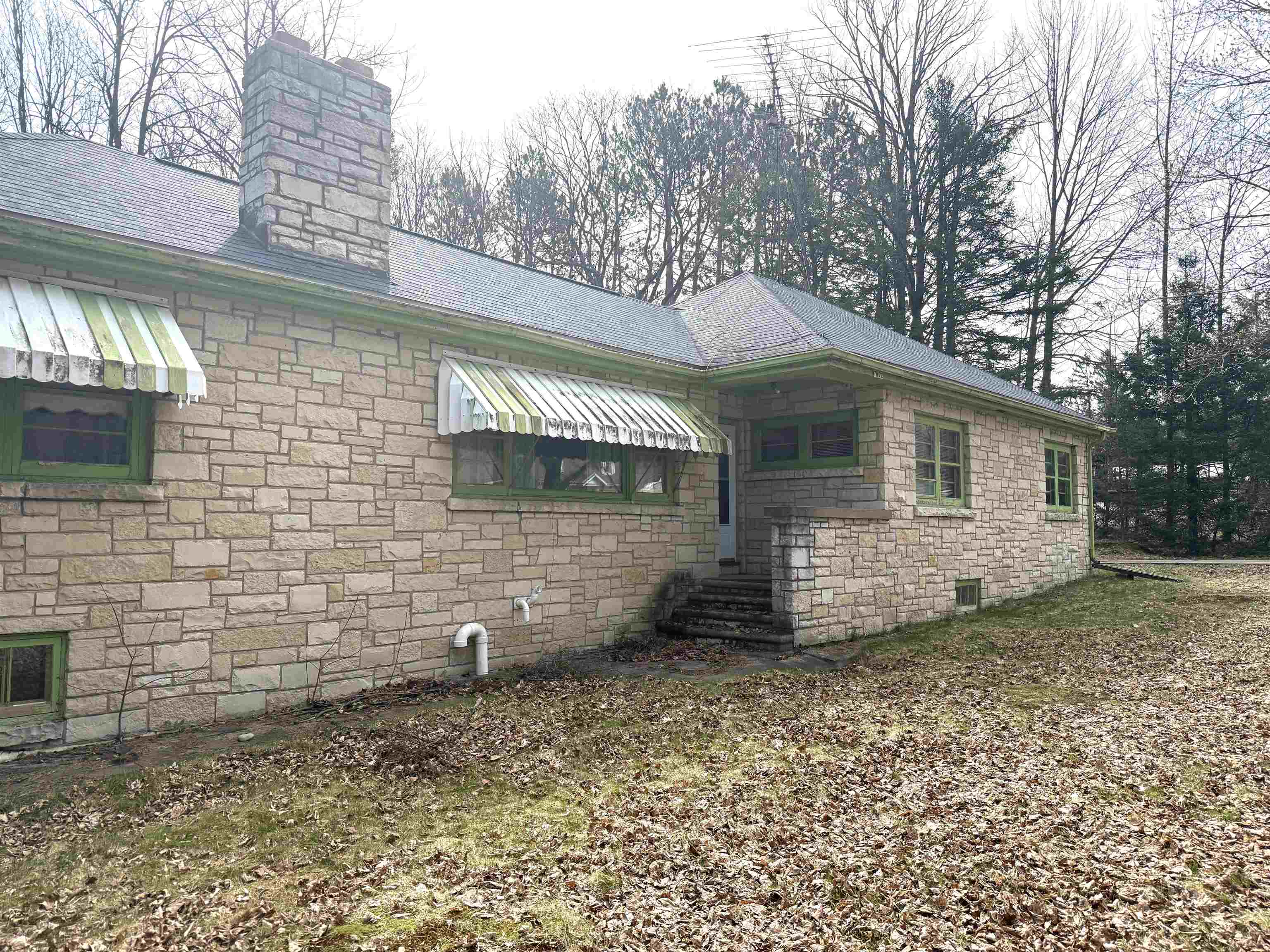 7892 OLD 101 ROAD, Armstrong Creek, Wisconsin 54103, 4 Bedrooms Bedrooms, ,1 BathroomBathrooms,Residential,For Sale,7892 OLD 101 ROAD,22600179