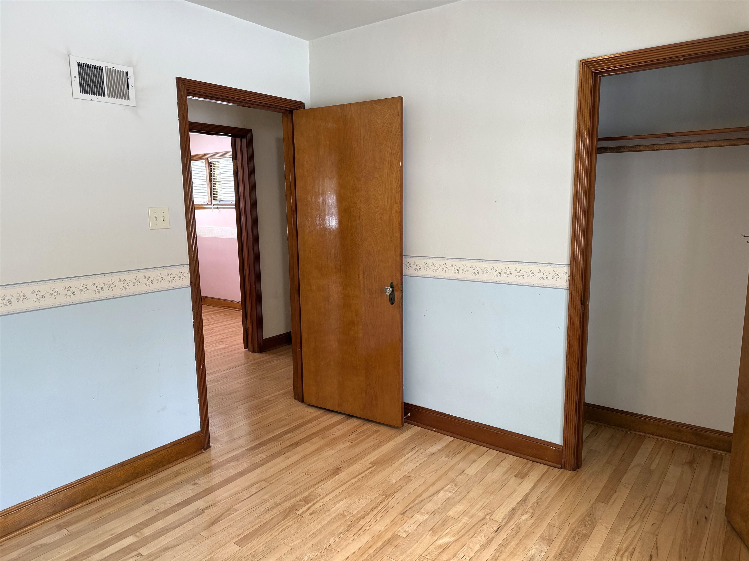 7892 OLD 101 ROAD, Armstrong Creek, Wisconsin 54103, 4 Bedrooms Bedrooms, ,1 BathroomBathrooms,Residential,For Sale,7892 OLD 101 ROAD,22600179