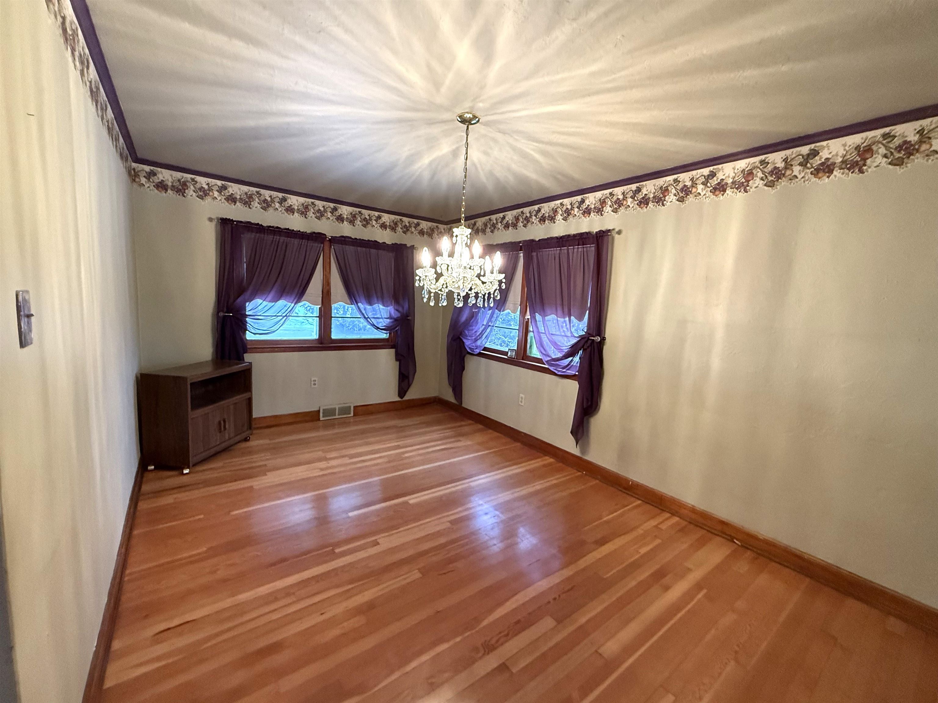 7892 OLD 101 ROAD, Armstrong Creek, Wisconsin 54103, 4 Bedrooms Bedrooms, ,1 BathroomBathrooms,Residential,For Sale,7892 OLD 101 ROAD,22600179