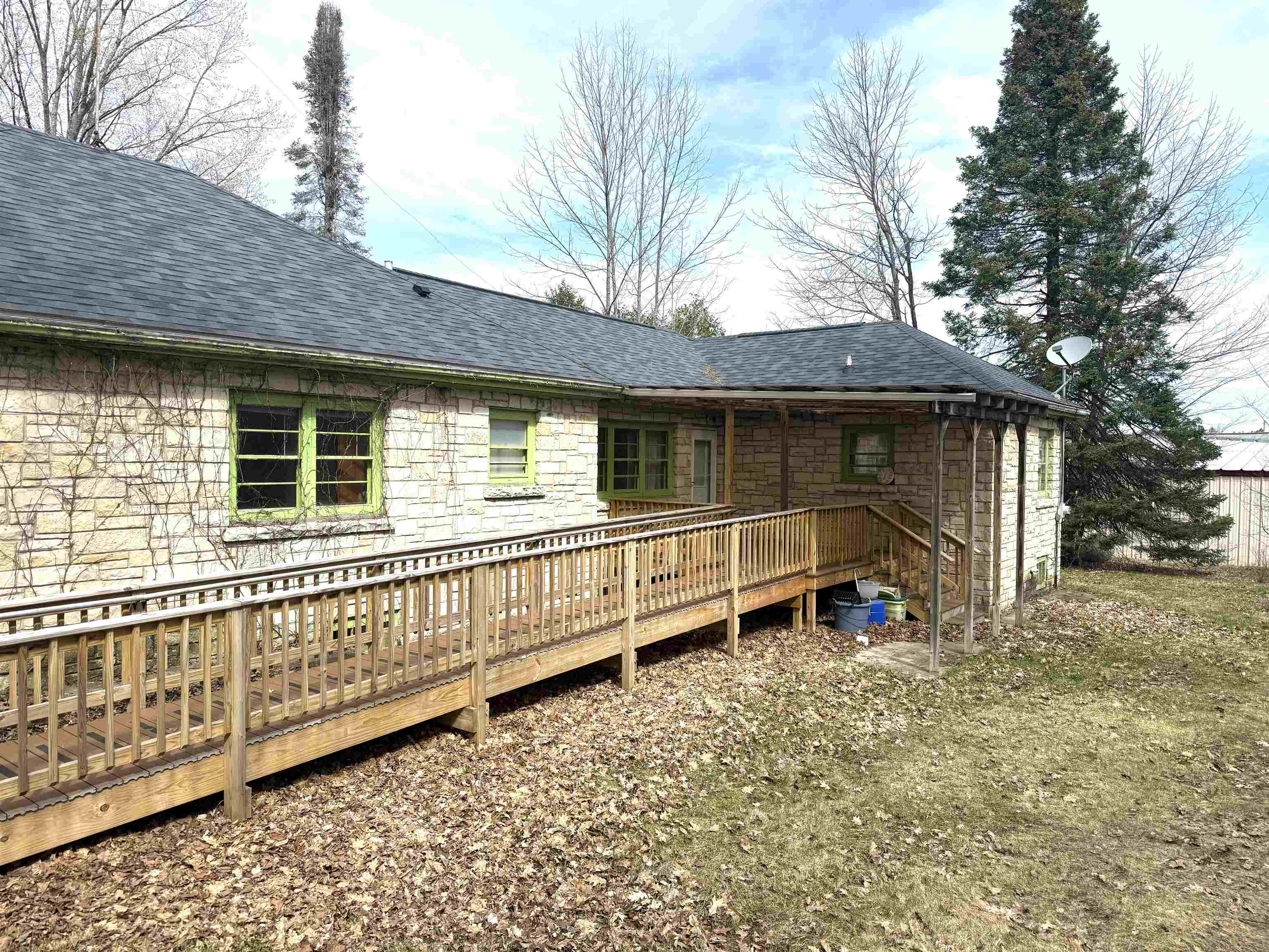 7892 OLD 101 ROAD, Armstrong Creek, Wisconsin 54103, 4 Bedrooms Bedrooms, ,1 BathroomBathrooms,Residential,For Sale,7892 OLD 101 ROAD,22600179