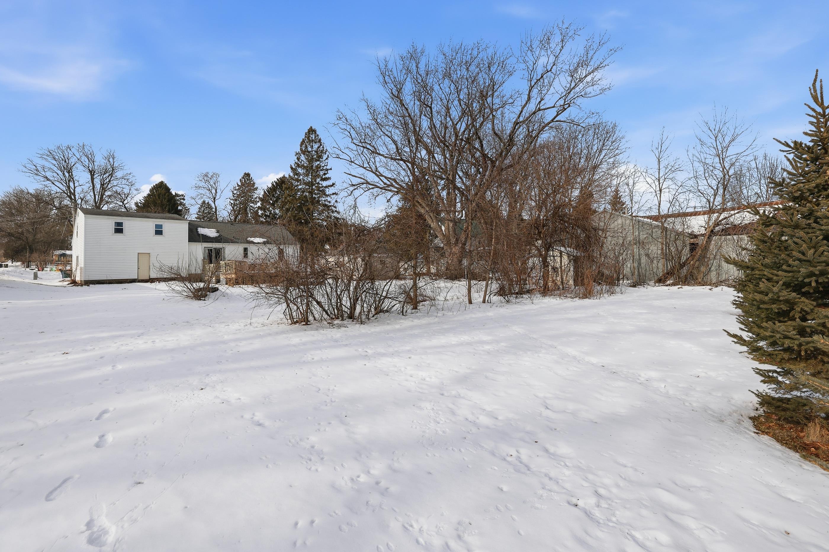 162 GRANT STREET, Amherst, Wisconsin 54406, 3 Bedrooms Bedrooms, ,1 BathroomBathrooms,Residential,For Sale,162 GRANT STREET,22600181