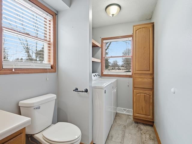 1504 S WASHINGTON AVENUE, Marshfield, Wisconsin 54449, 2 Bedrooms Bedrooms, ,1 BathroomBathrooms,Residential,For Sale,1504 S WASHINGTON AVENUE,22600185