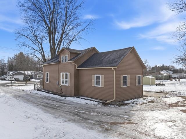 1504 S WASHINGTON AVENUE, Marshfield, Wisconsin 54449, 2 Bedrooms Bedrooms, ,1 BathroomBathrooms,Residential,For Sale,1504 S WASHINGTON AVENUE,22600185