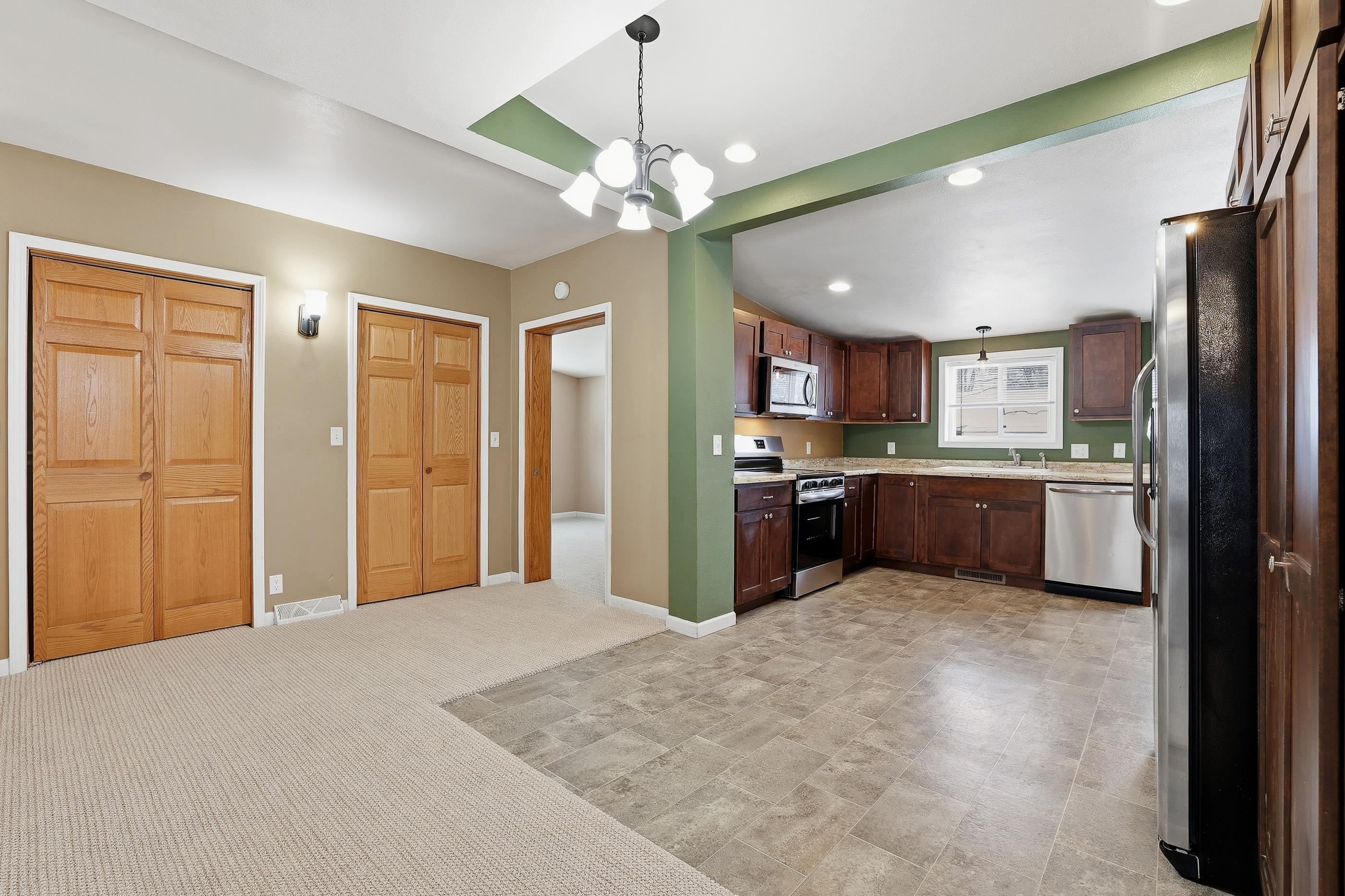 1017 6TH AVENUE, Stevens Point, Wisconsin 54481, 3 Bedrooms Bedrooms, ,1 BathroomBathrooms,Residential,For Sale,1017 6TH AVENUE,22600210