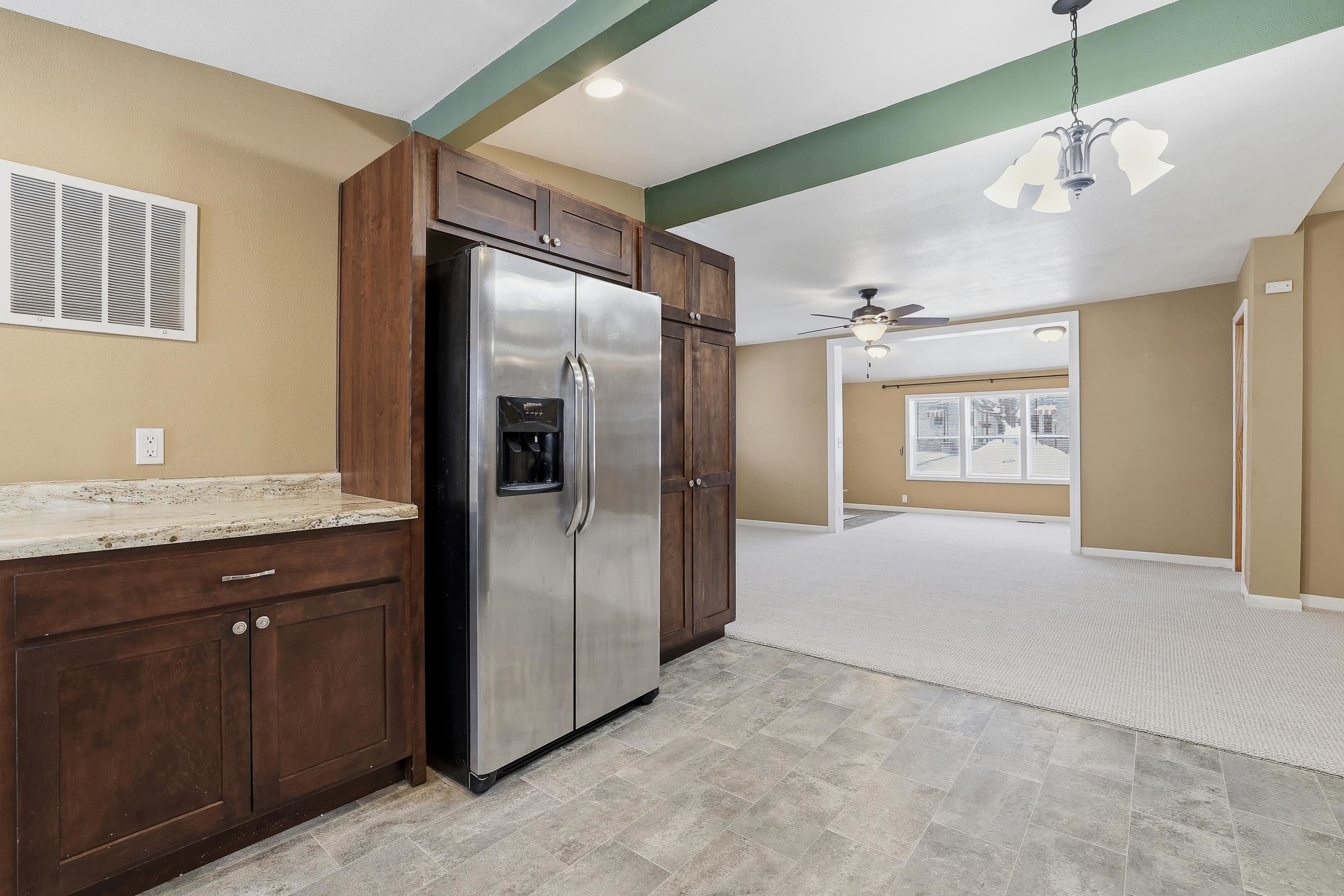 1017 6TH AVENUE, Stevens Point, Wisconsin 54481, 3 Bedrooms Bedrooms, ,1 BathroomBathrooms,Residential,For Sale,1017 6TH AVENUE,22600210