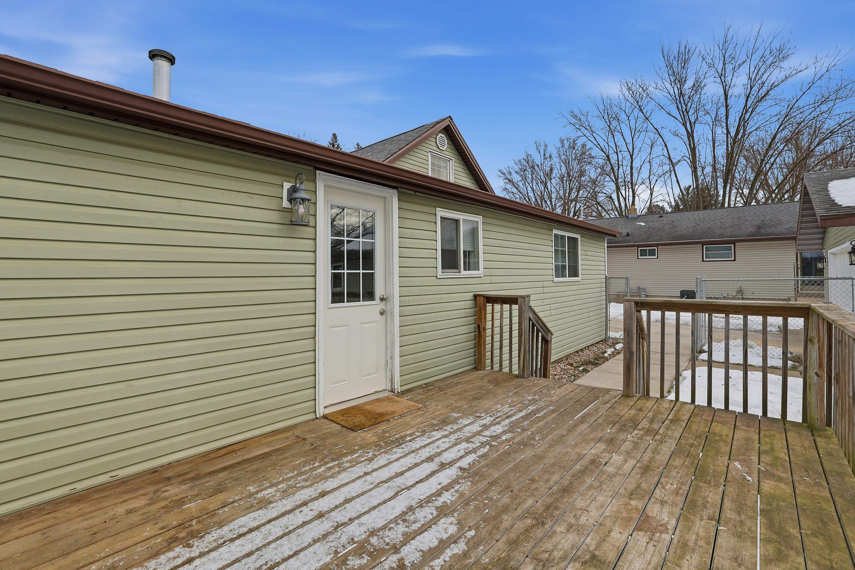 1017 6TH AVENUE, Stevens Point, Wisconsin 54481, 3 Bedrooms Bedrooms, ,1 BathroomBathrooms,Residential,For Sale,1017 6TH AVENUE,22600210